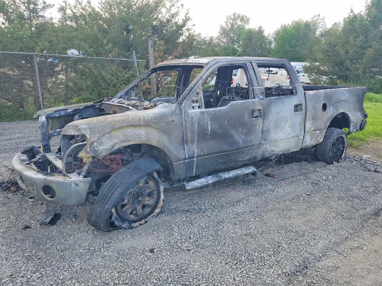 2014 Ford F150 Supercrew Burn vin: 1FTFW1ET8EFC82667