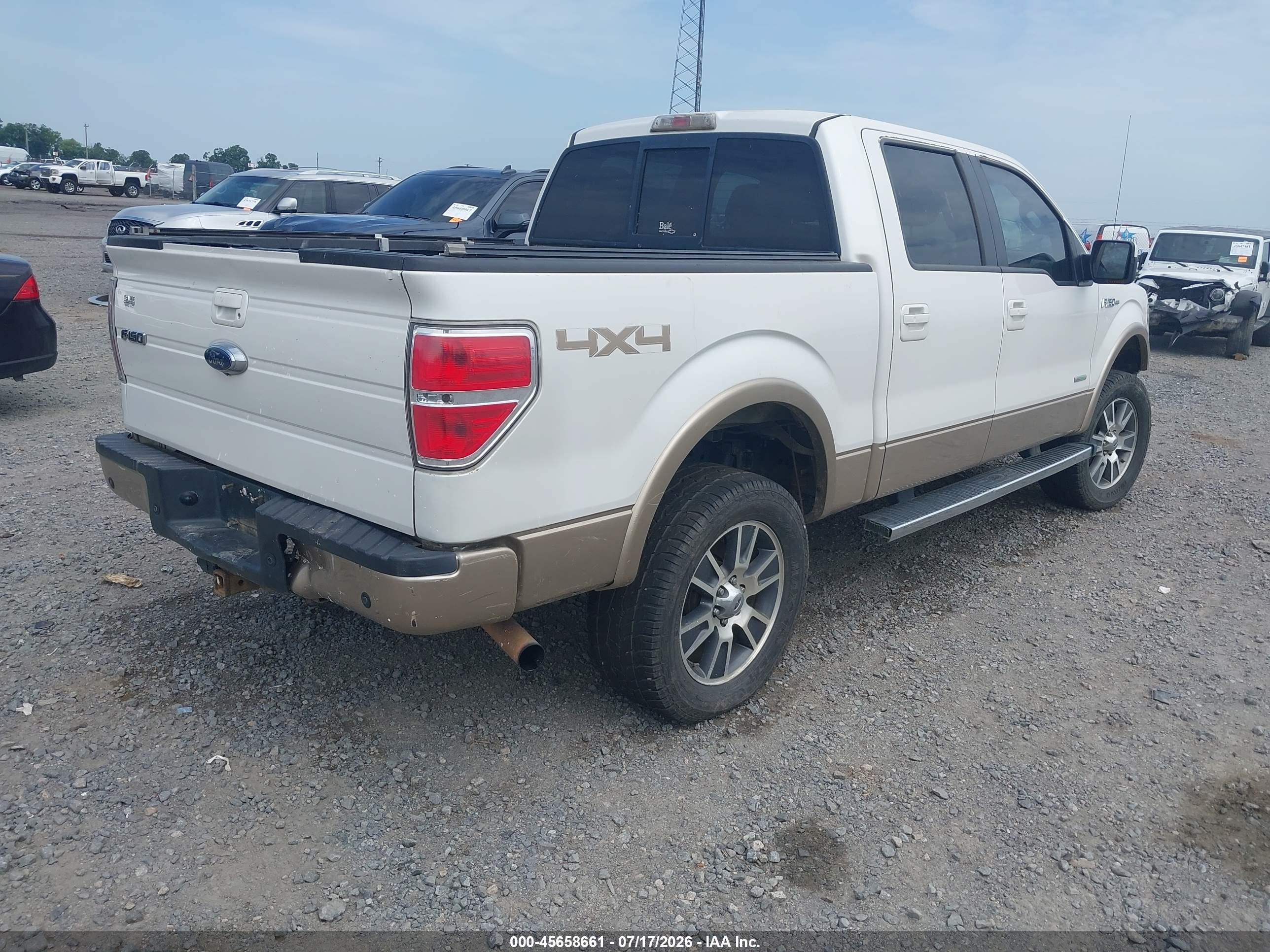 2014 Ford F-150 Lariat White vin: 1FTFW1ET8EKD72117