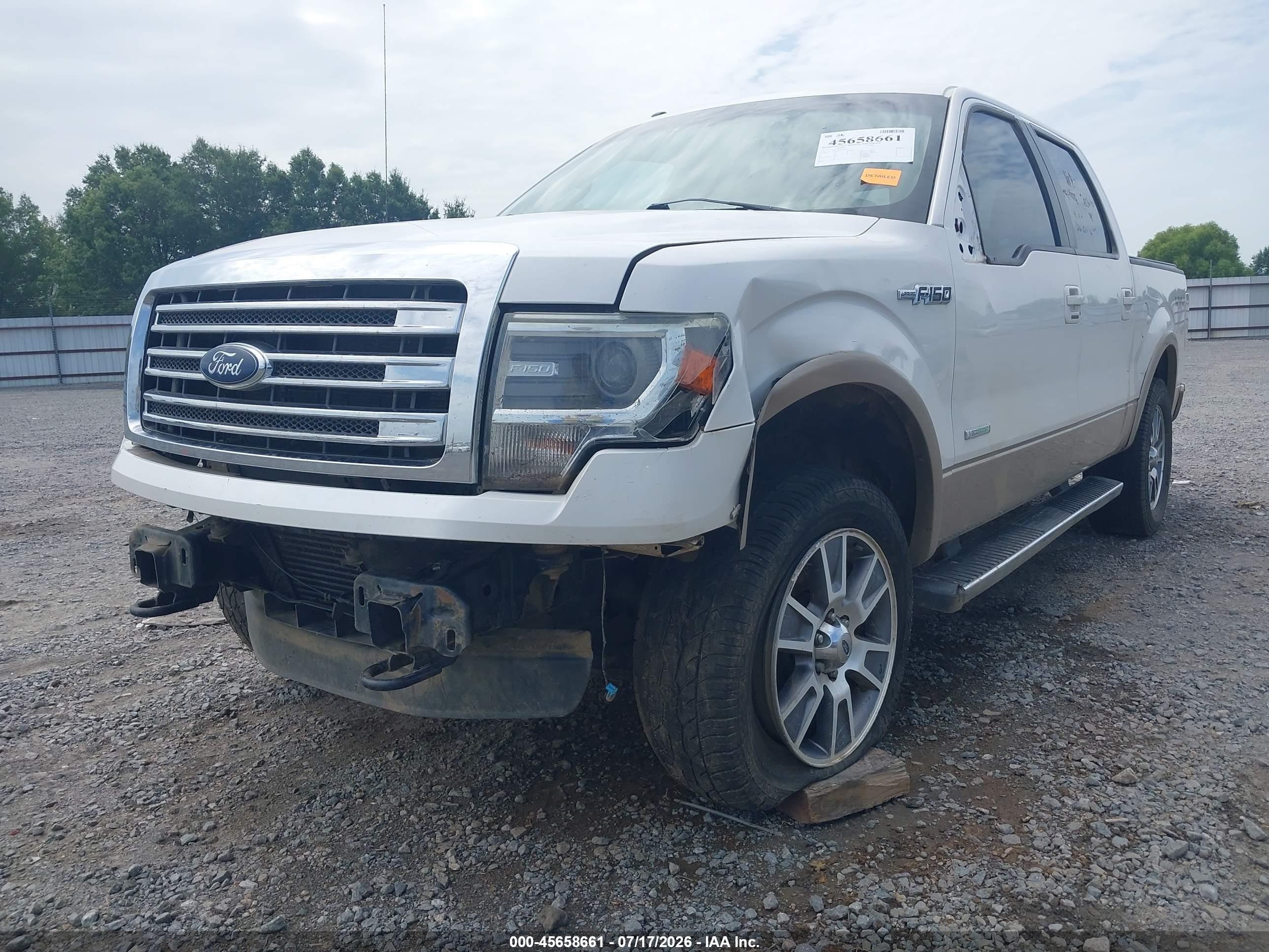 2014 Ford F-150 Lariat White vin: 1FTFW1ET8EKD72117
