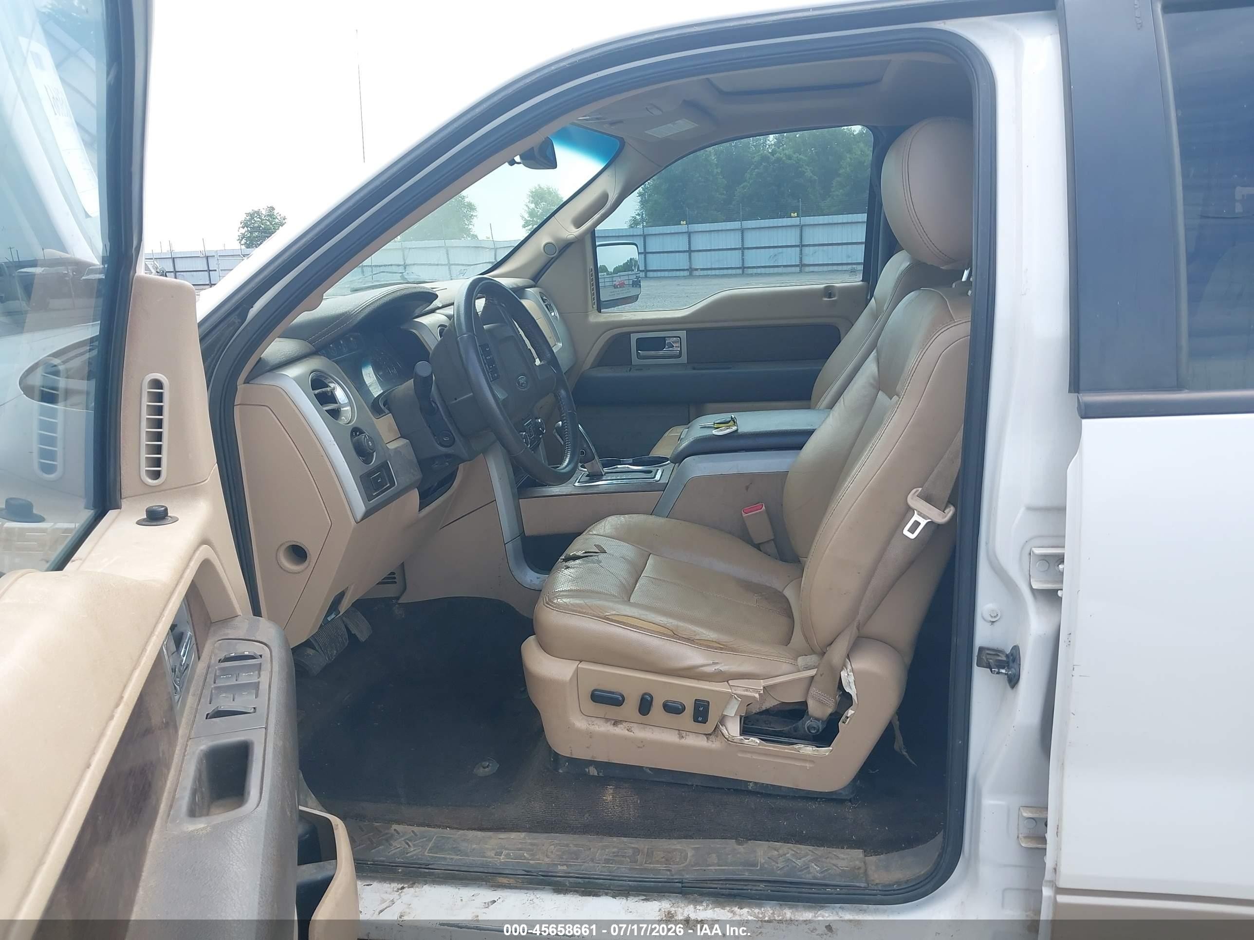 2014 Ford F-150 Lariat White vin: 1FTFW1ET8EKD72117