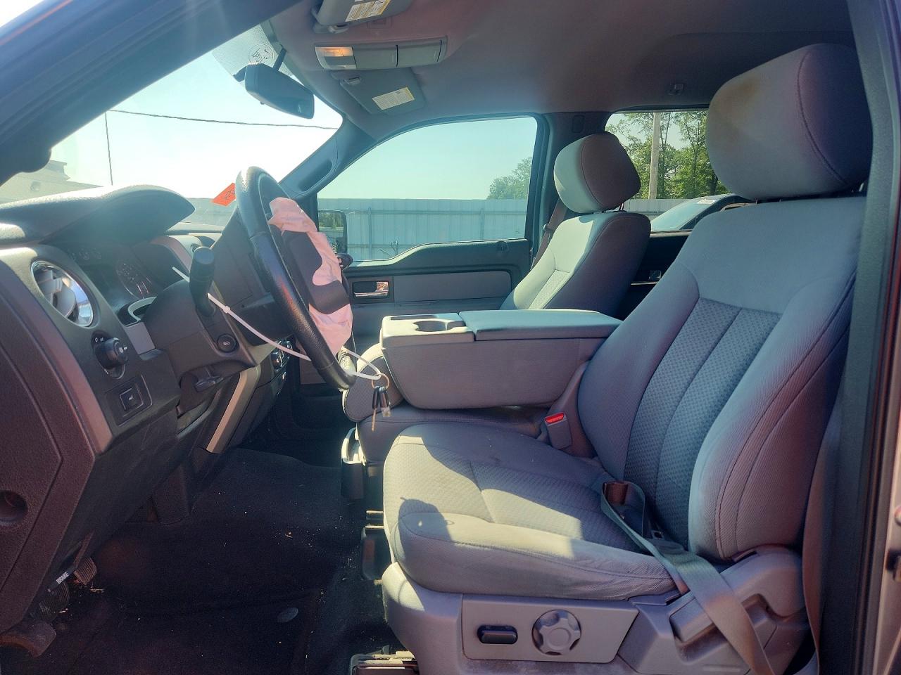 2014 Ford F150 Supercrew Gray vin: 1FTFW1ET8EKF30469