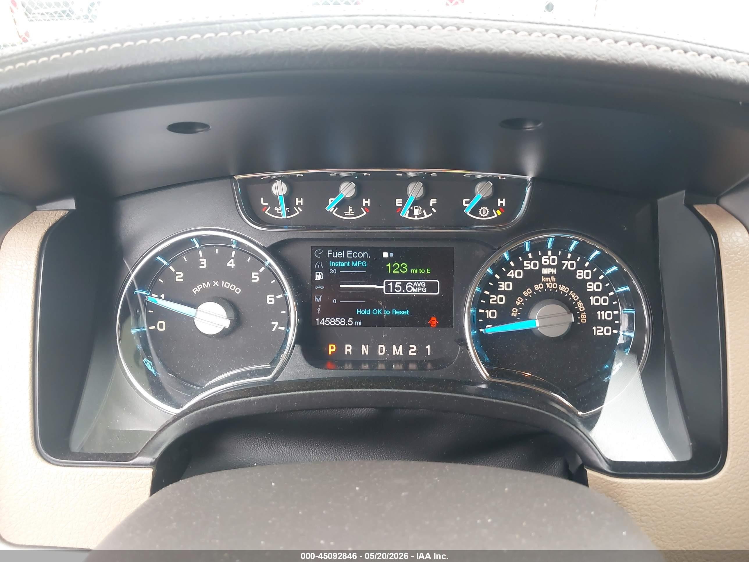 2014 Ford F-150 Lariat White vin: 1FTFW1ET8EKF53640
