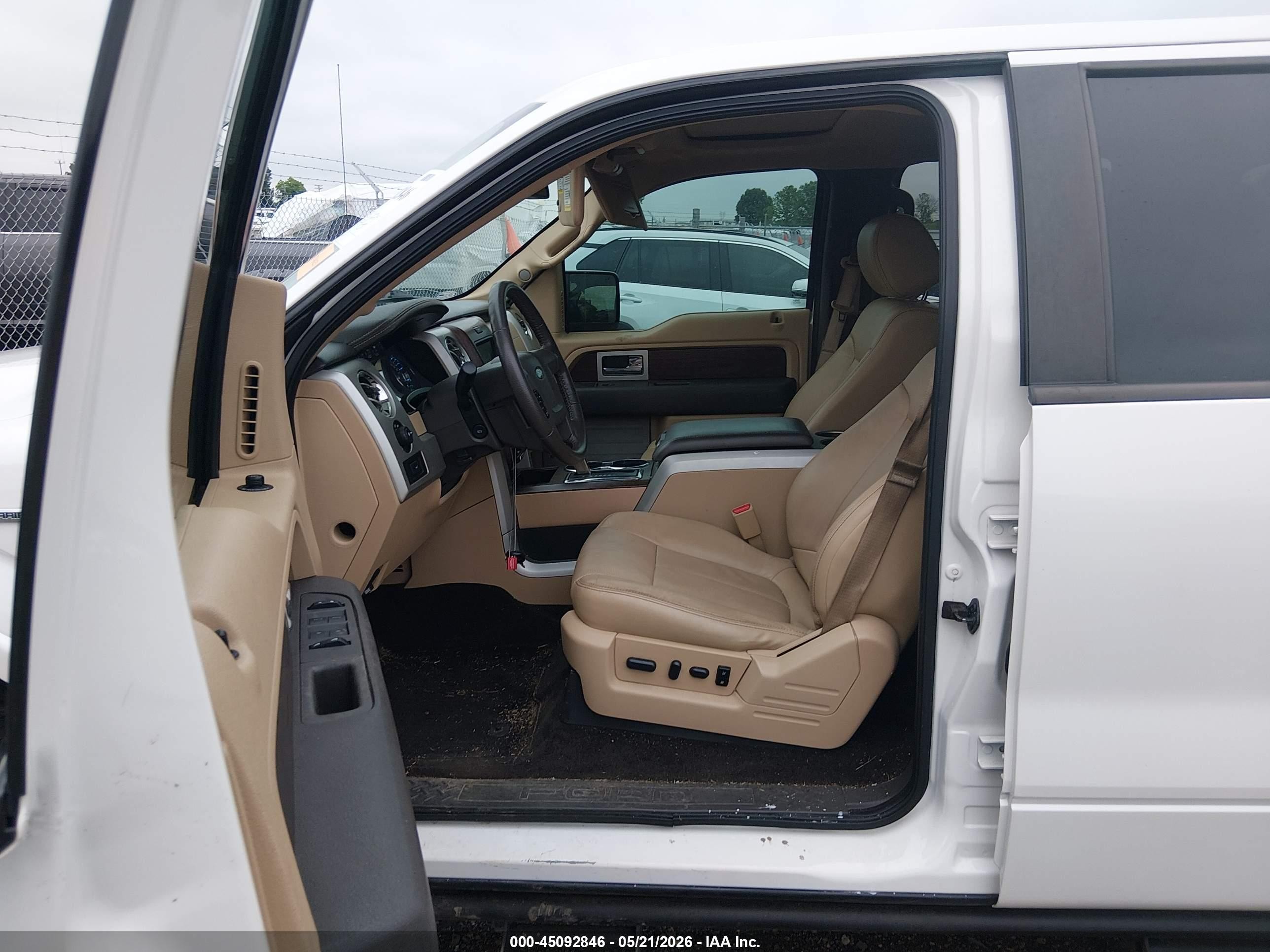 2014 Ford F-150 Lariat White vin: 1FTFW1ET8EKF53640