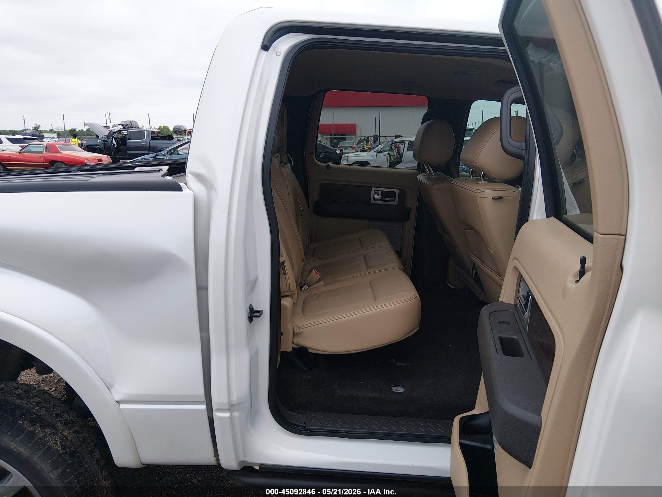 2014 Ford F-150 Lariat White vin: 1FTFW1ET8EKF53640
