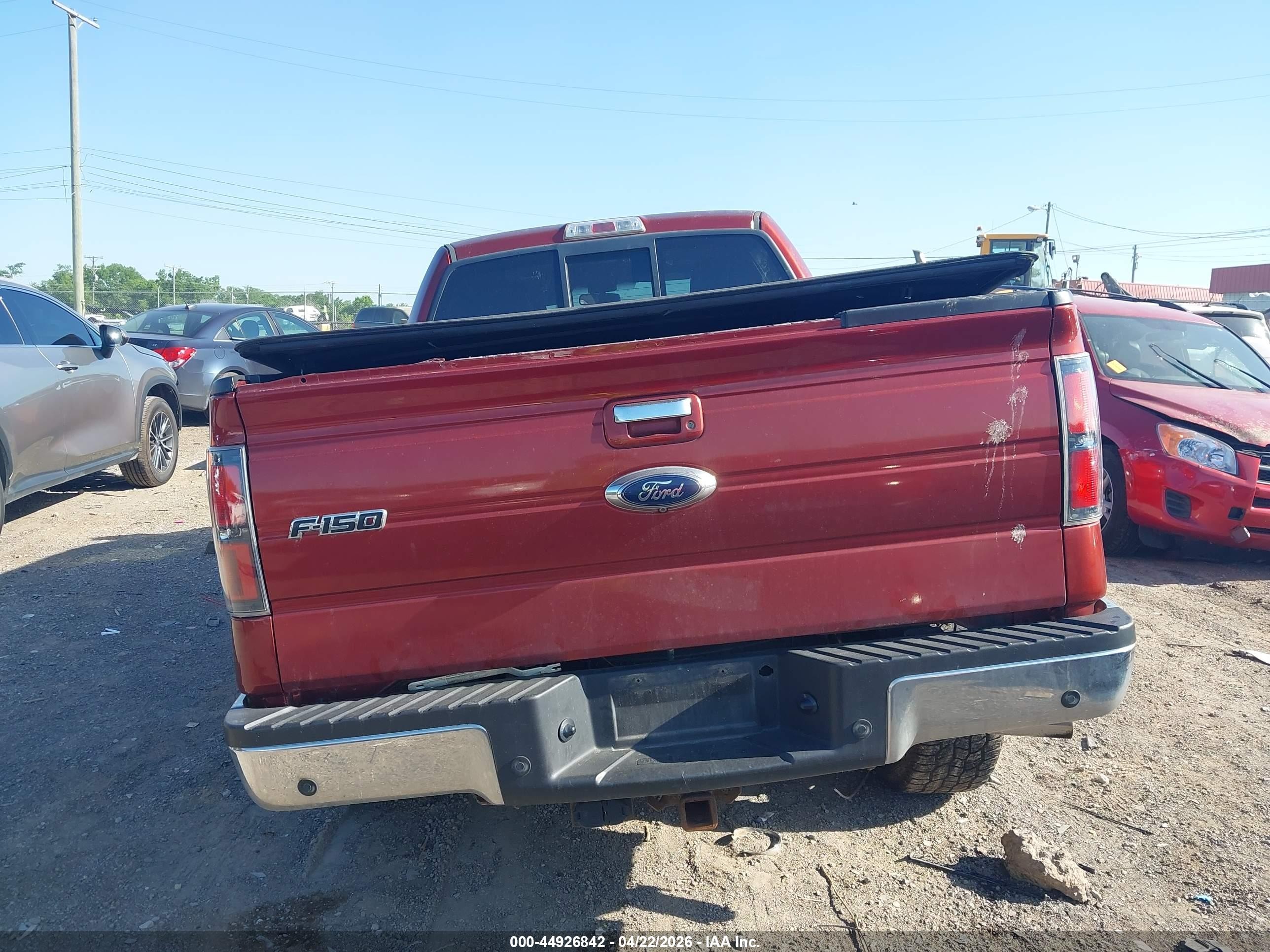 2014 Ford F-150 Lariat Red vin: 1FTFW1ET8EKF70499