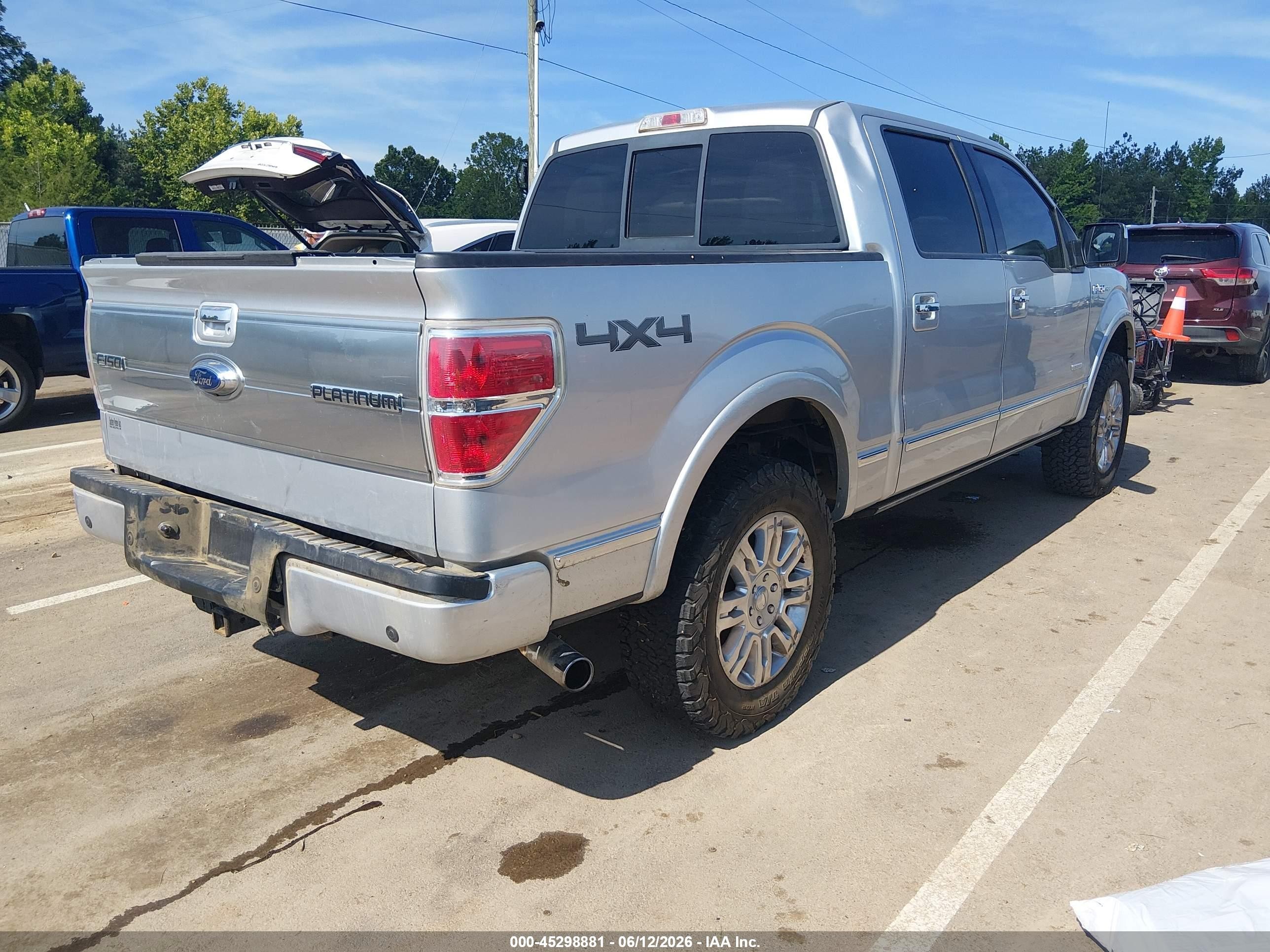 2011 Ford F-150 Platinum Silver vin: 1FTFW1ET9BFA93652
