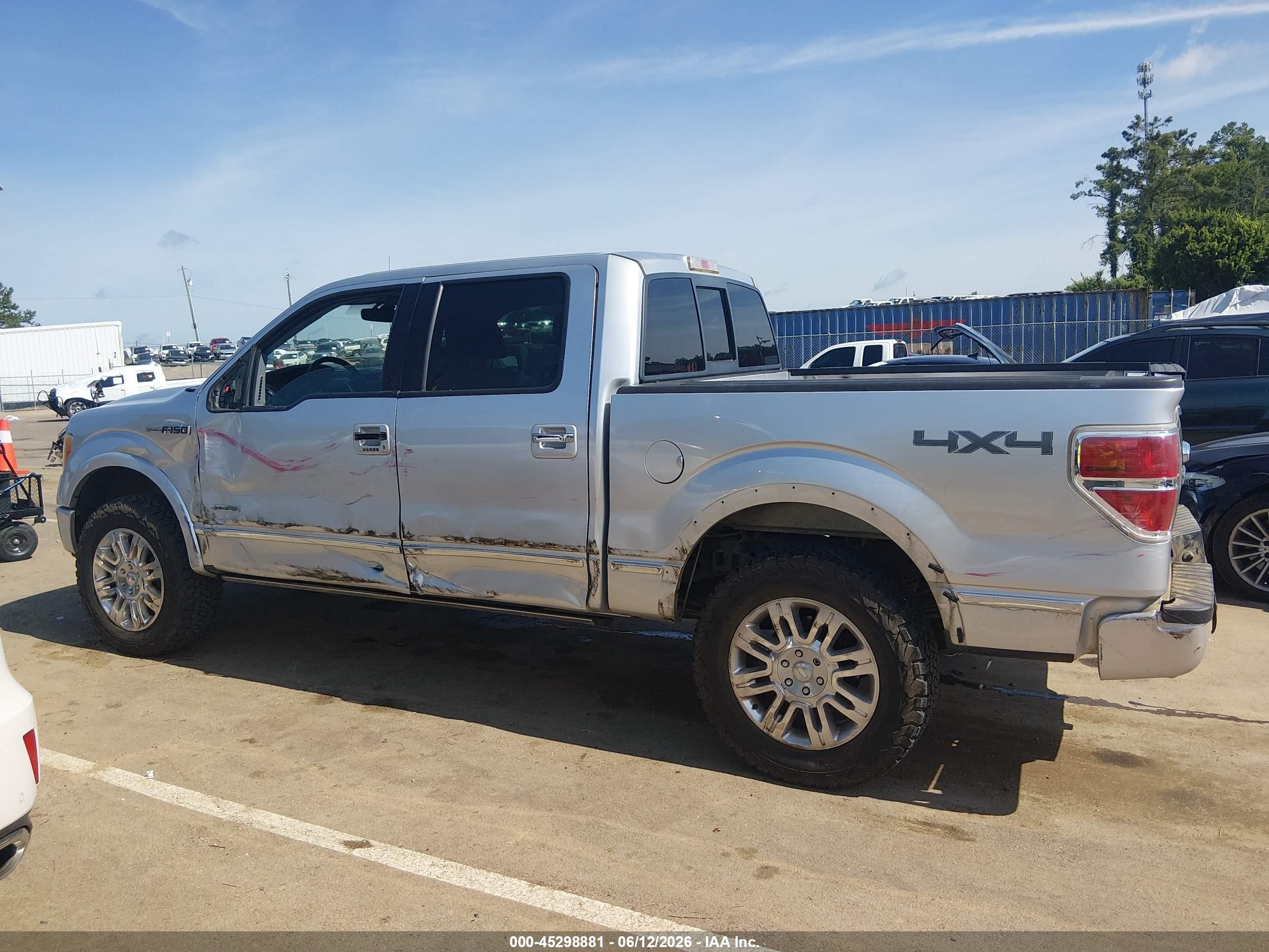 2011 Ford F-150 Platinum Silver vin: 1FTFW1ET9BFA93652