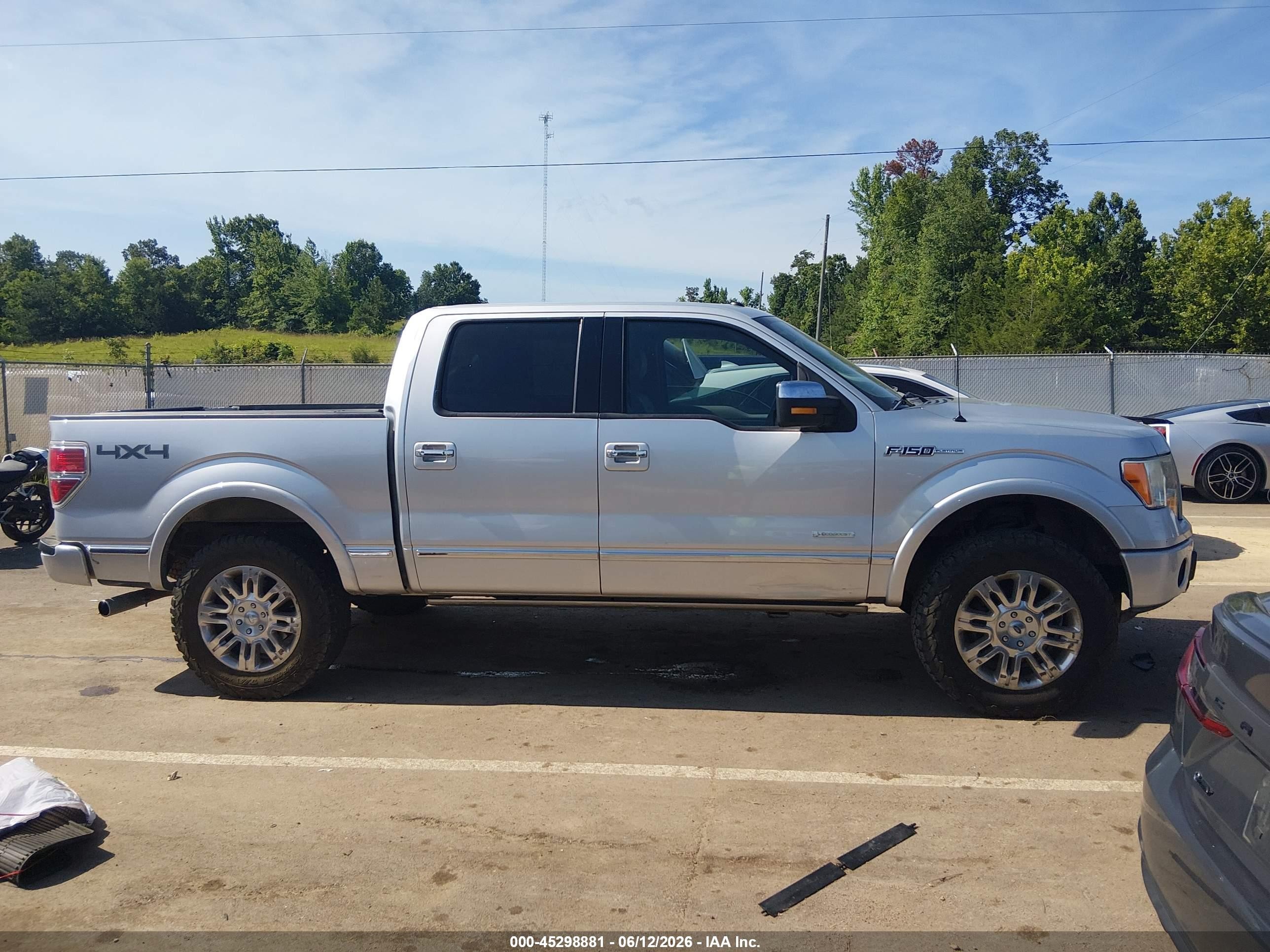 2011 Ford F-150 Platinum Silver vin: 1FTFW1ET9BFA93652
