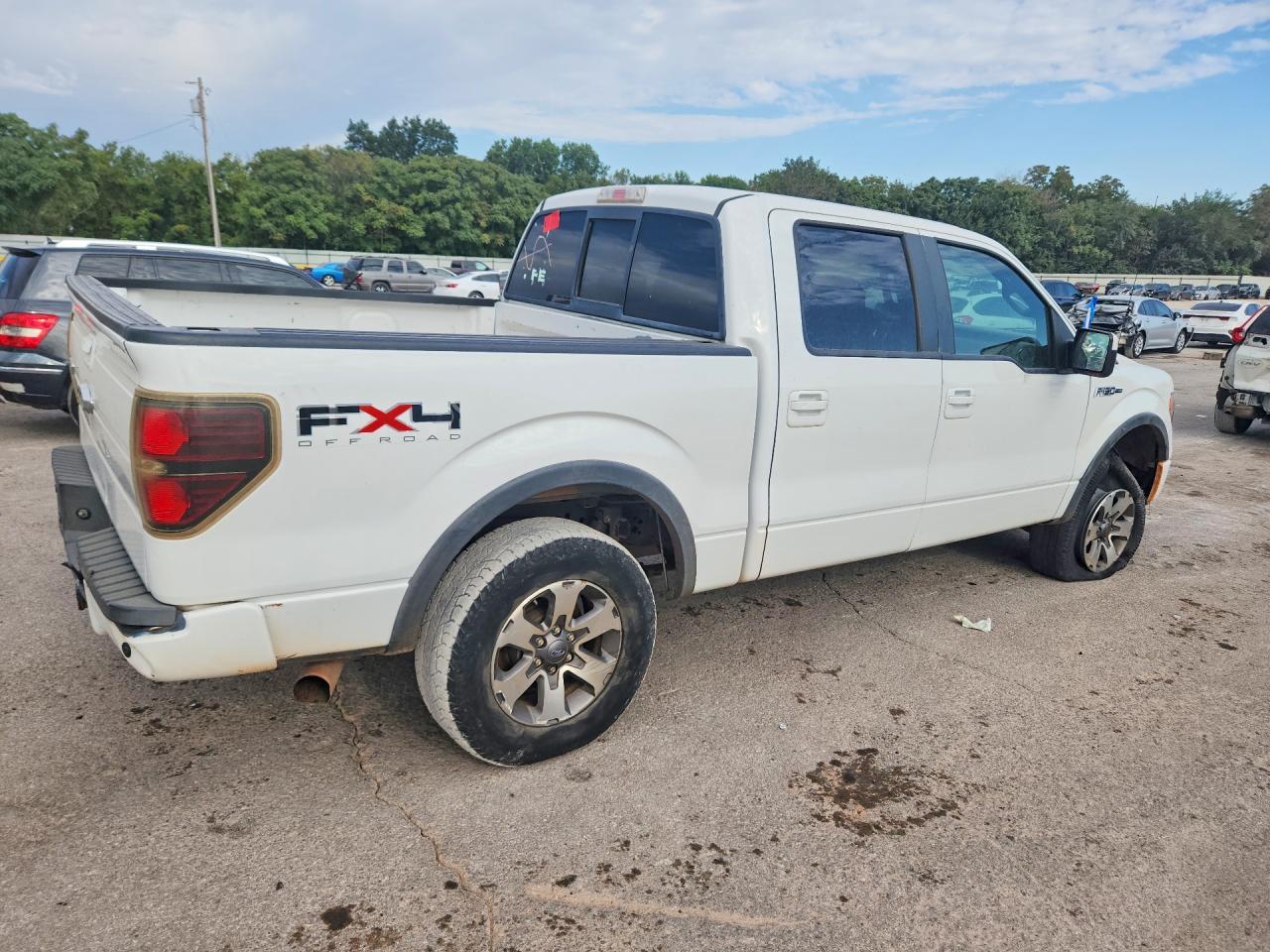 2011 Ford F150 Supercrew White vin: 1FTFW1ET9BKD97393