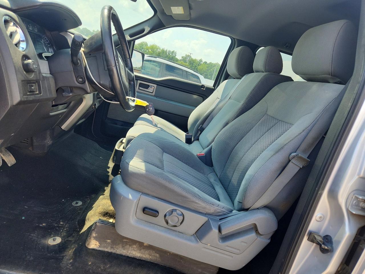 2011 Ford F150 Supercrew Silver vin: 1FTFW1ET9BKD99404