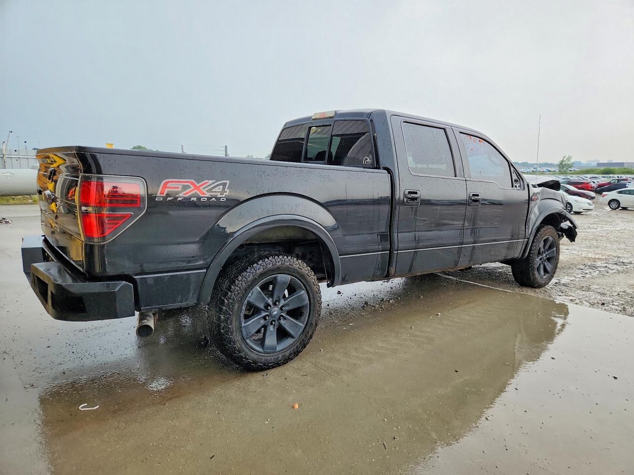 2013 Ford F150 Supercrew Black vin: 1FTFW1ET9DFC00444