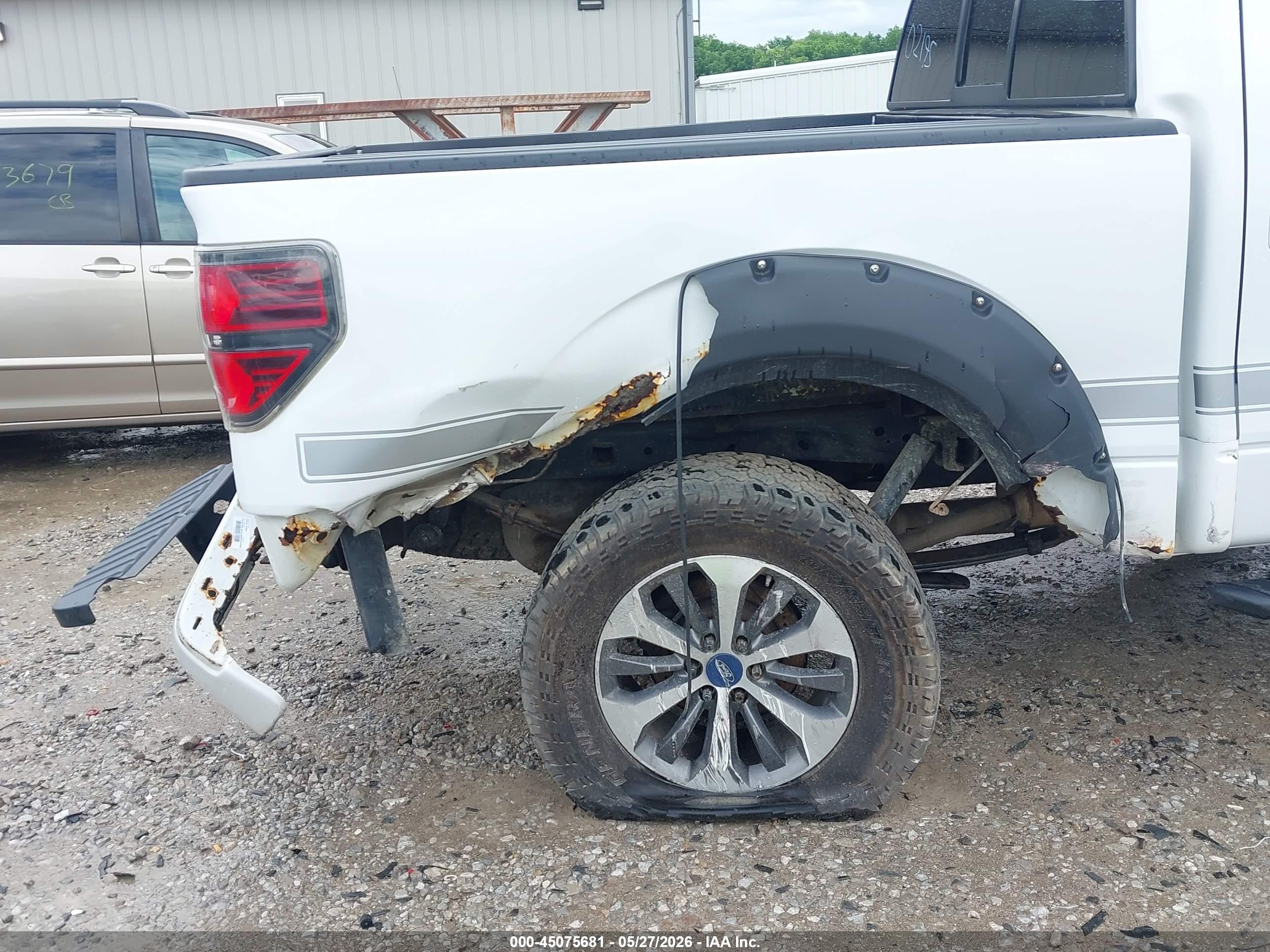 2013 Ford F-150 Fx4 White vin: 1FTFW1ET9DFD02195
