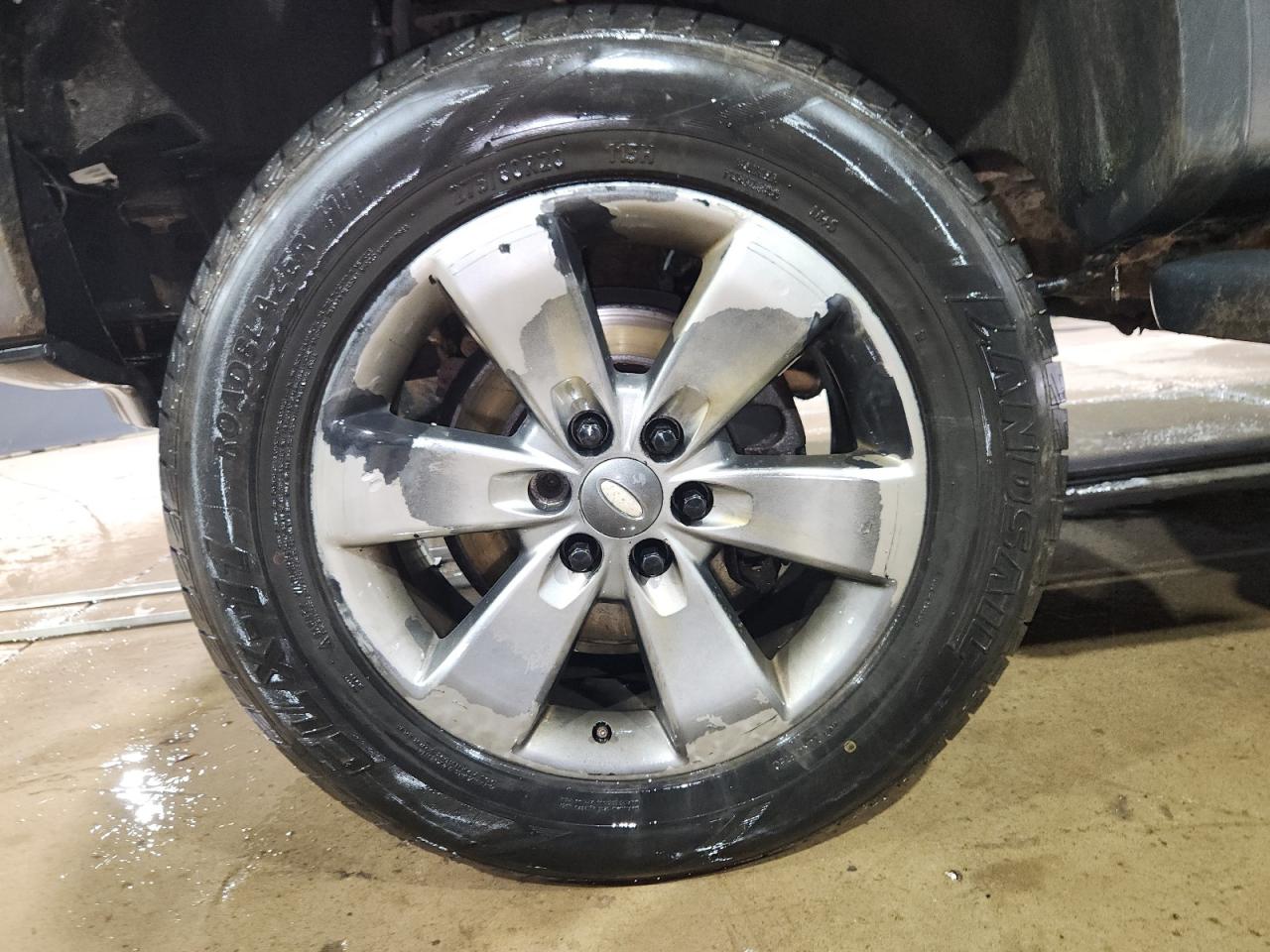 2011 Ford F150 Supercrew Серый vin: 1FTFW1ETXBFC34633 Damage: Left Front Wheel, Corrosion, > 12 Inches