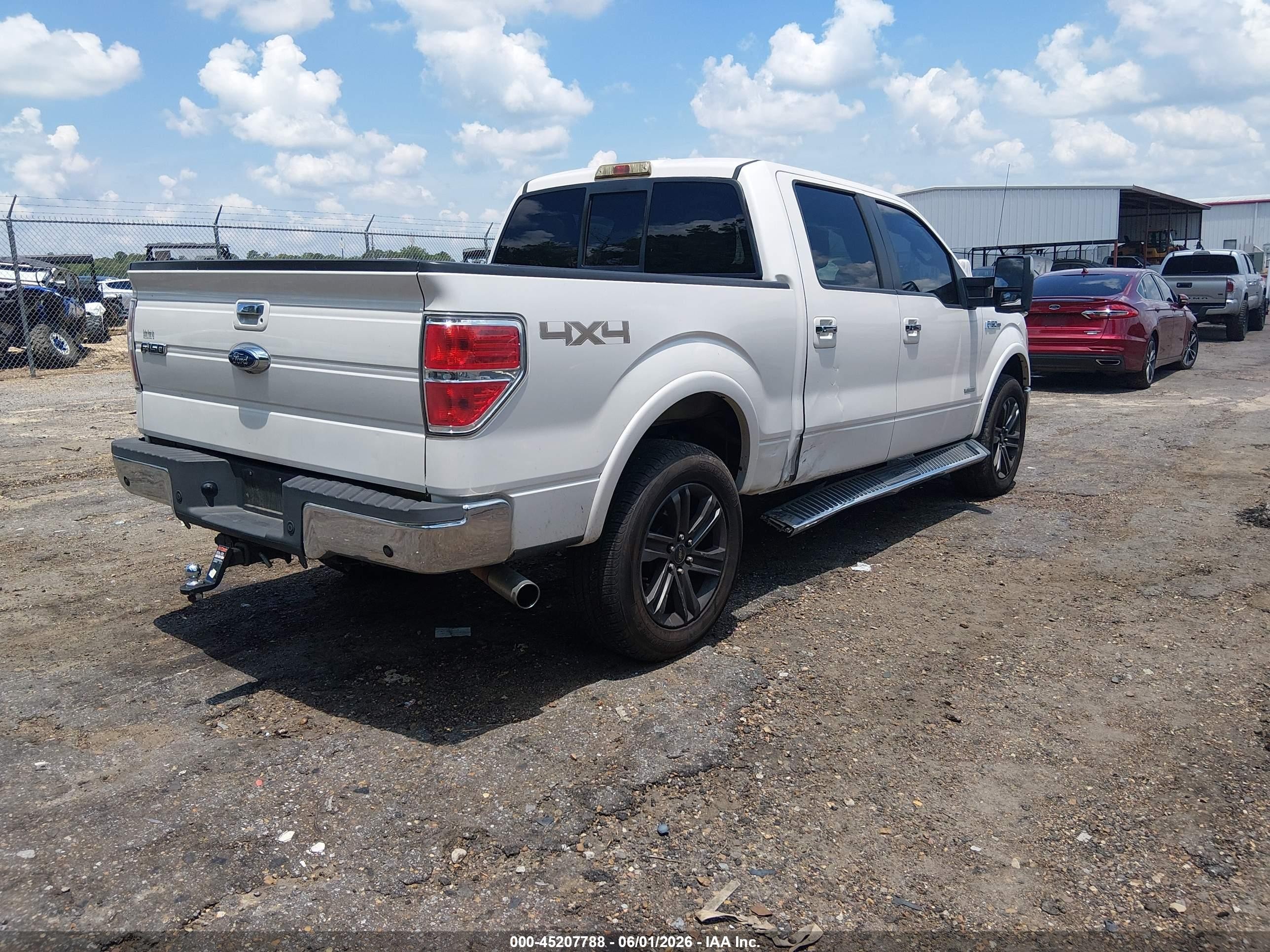 2011 Ford F-150 Lariat White vin: 1FTFW1ETXBFC38312