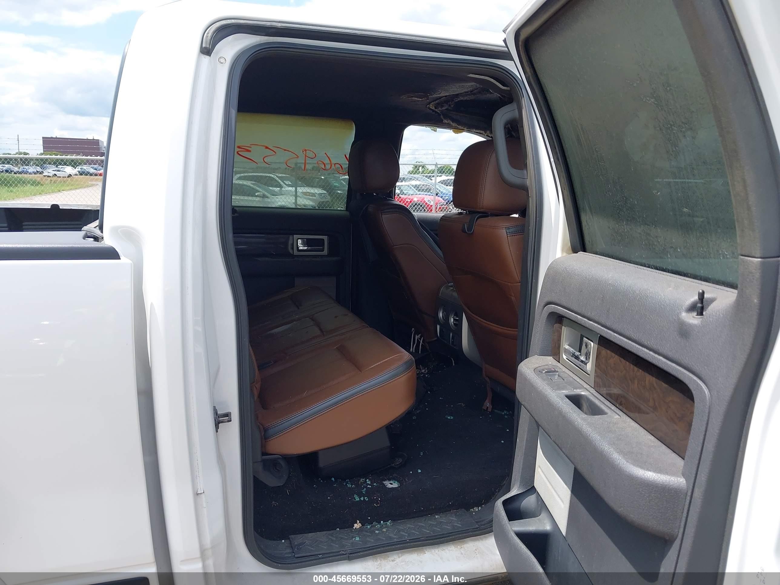 2013 Ford F-150 Platinum White vin: 1FTFW1ETXDFA62252
