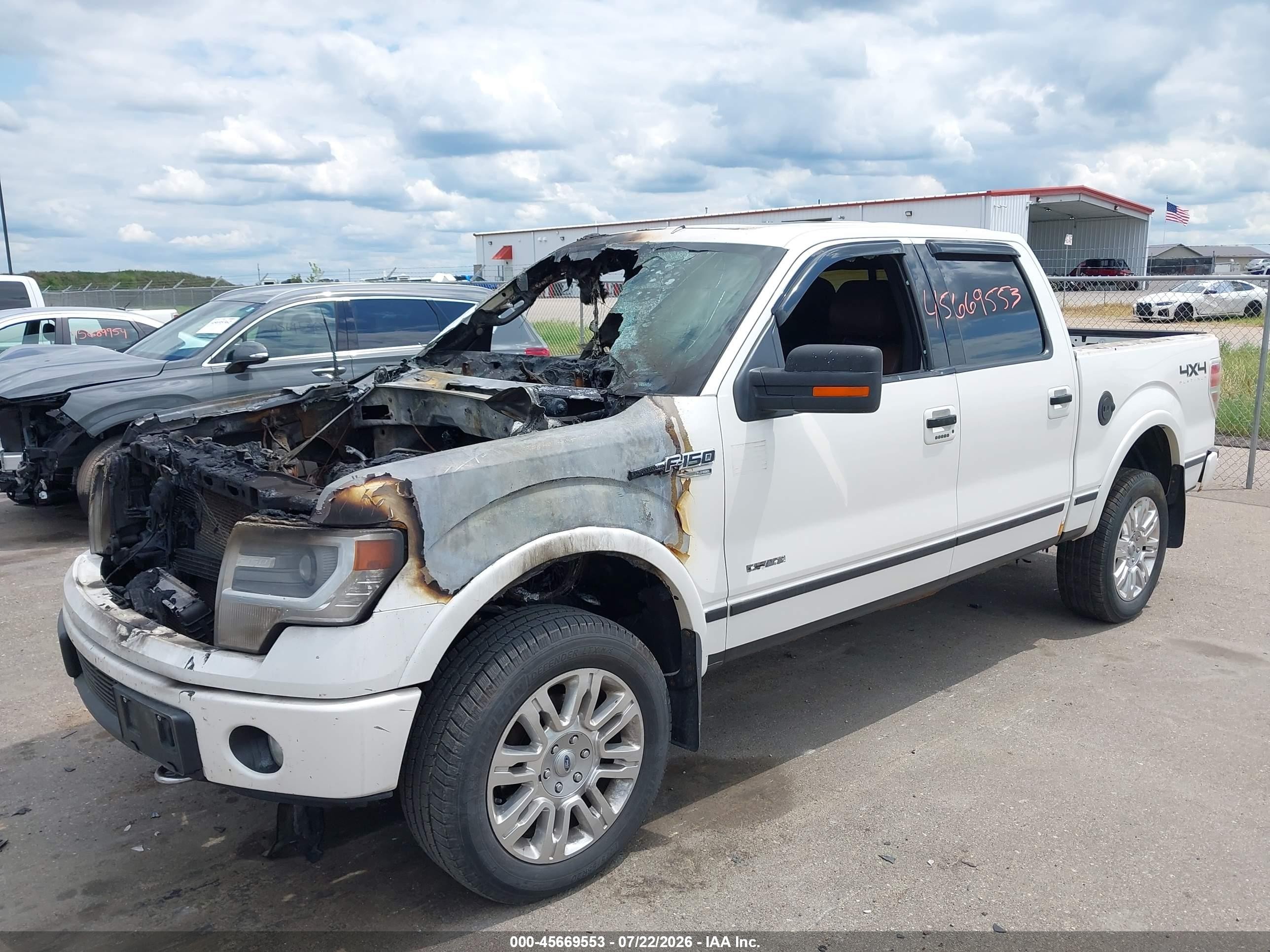 2013 Ford F-150 Platinum White vin: 1FTFW1ETXDFA62252
