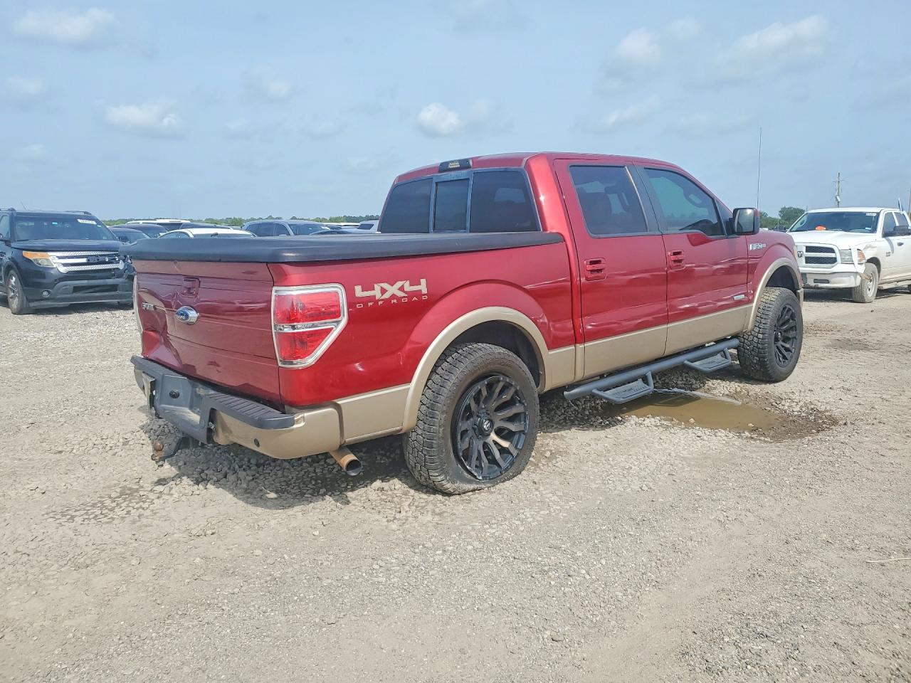2013 Ford F150 Supercrew Red vin: 1FTFW1ETXDFB29318