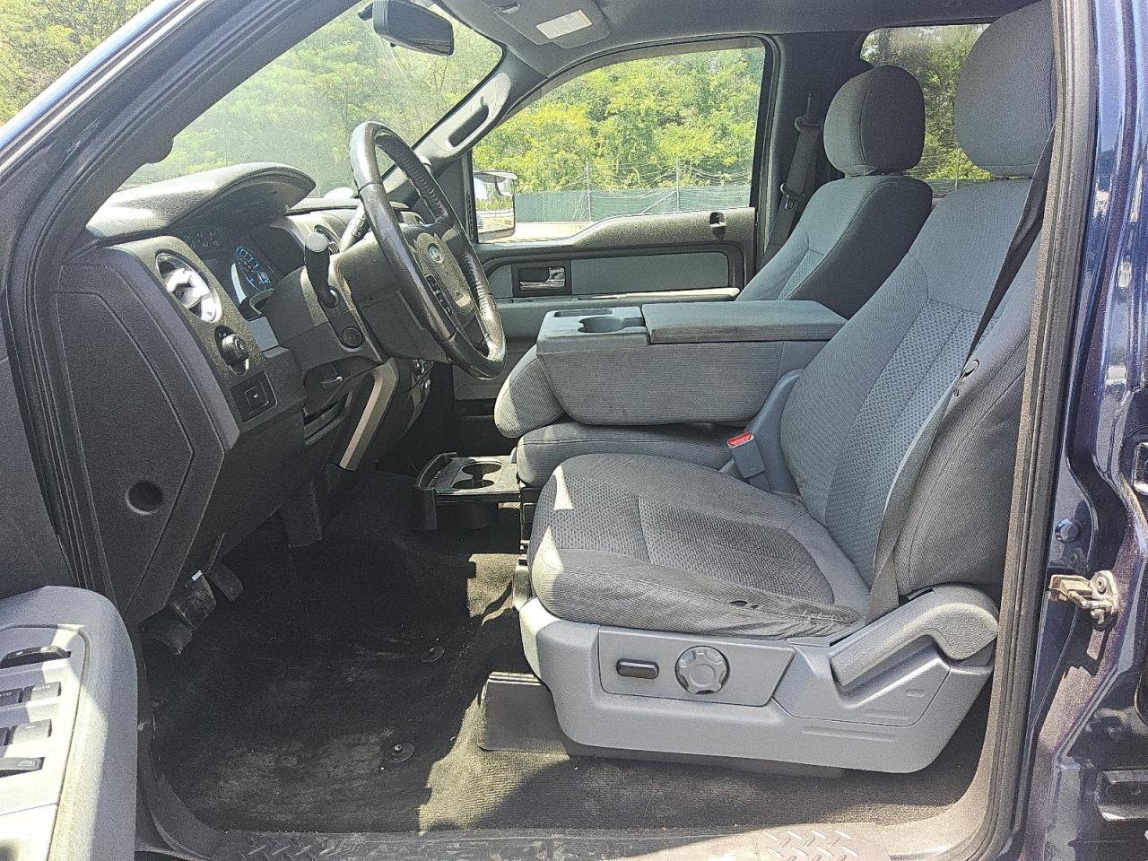 2013 Ford F150 Supercrew Blue vin: 1FTFW1ETXDFC48602 Damage: Left Front Seat, Torn, 8 To 9 Inches