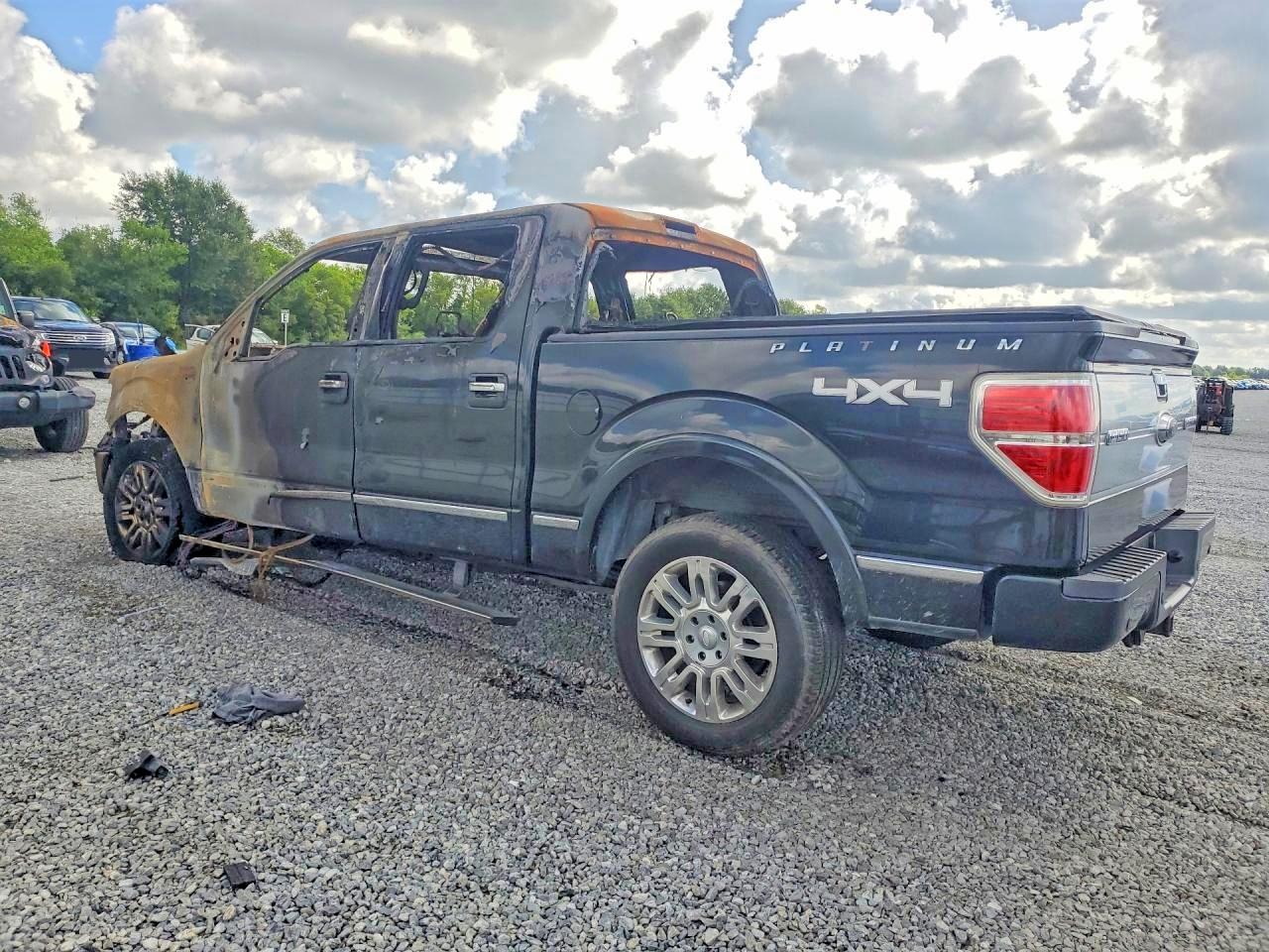 2013 Ford F150 Supercrew Black vin: 1FTFW1ETXDFD19278