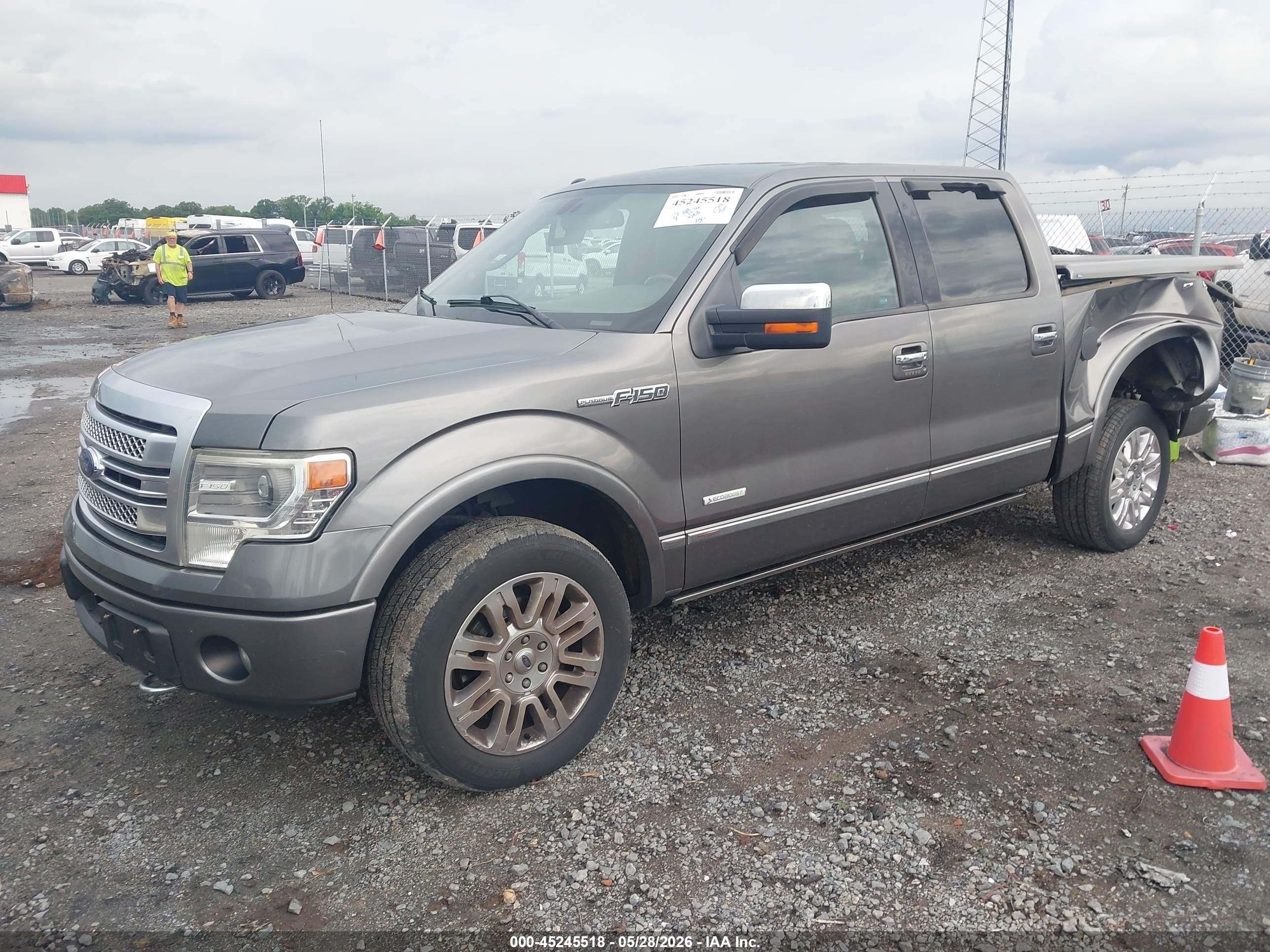 2013 Ford F-150 Platinum Серебряный vin: 1FTFW1ETXDFD92702