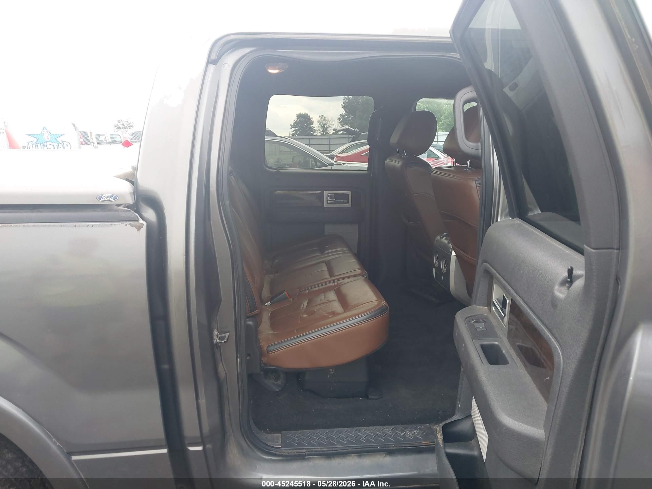 2013 Ford F-150 Platinum Серебряный vin: 1FTFW1ETXDFD92702