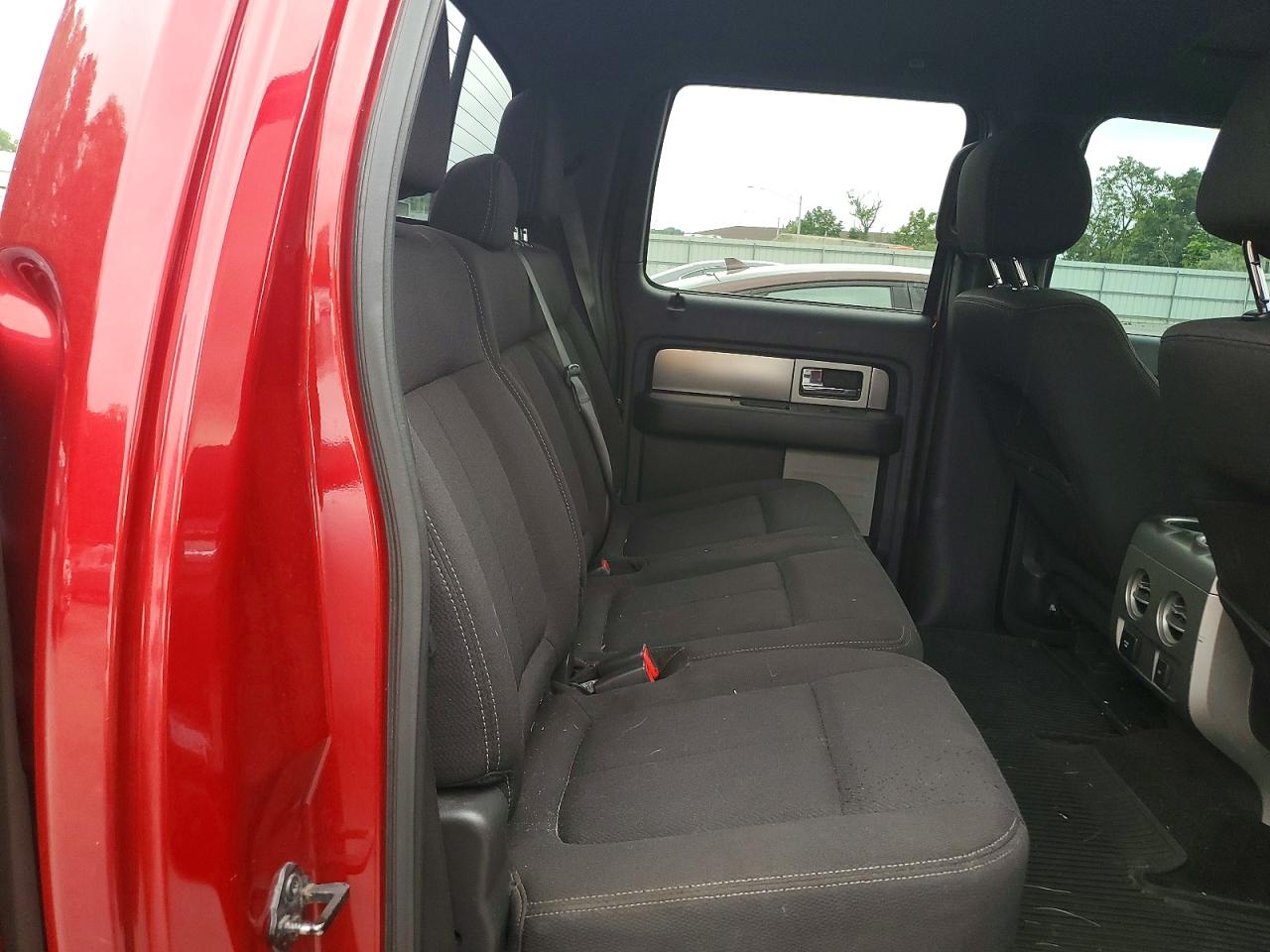 2014 Ford F150 Supercrew Red vin: 1FTFW1ETXEFA85760