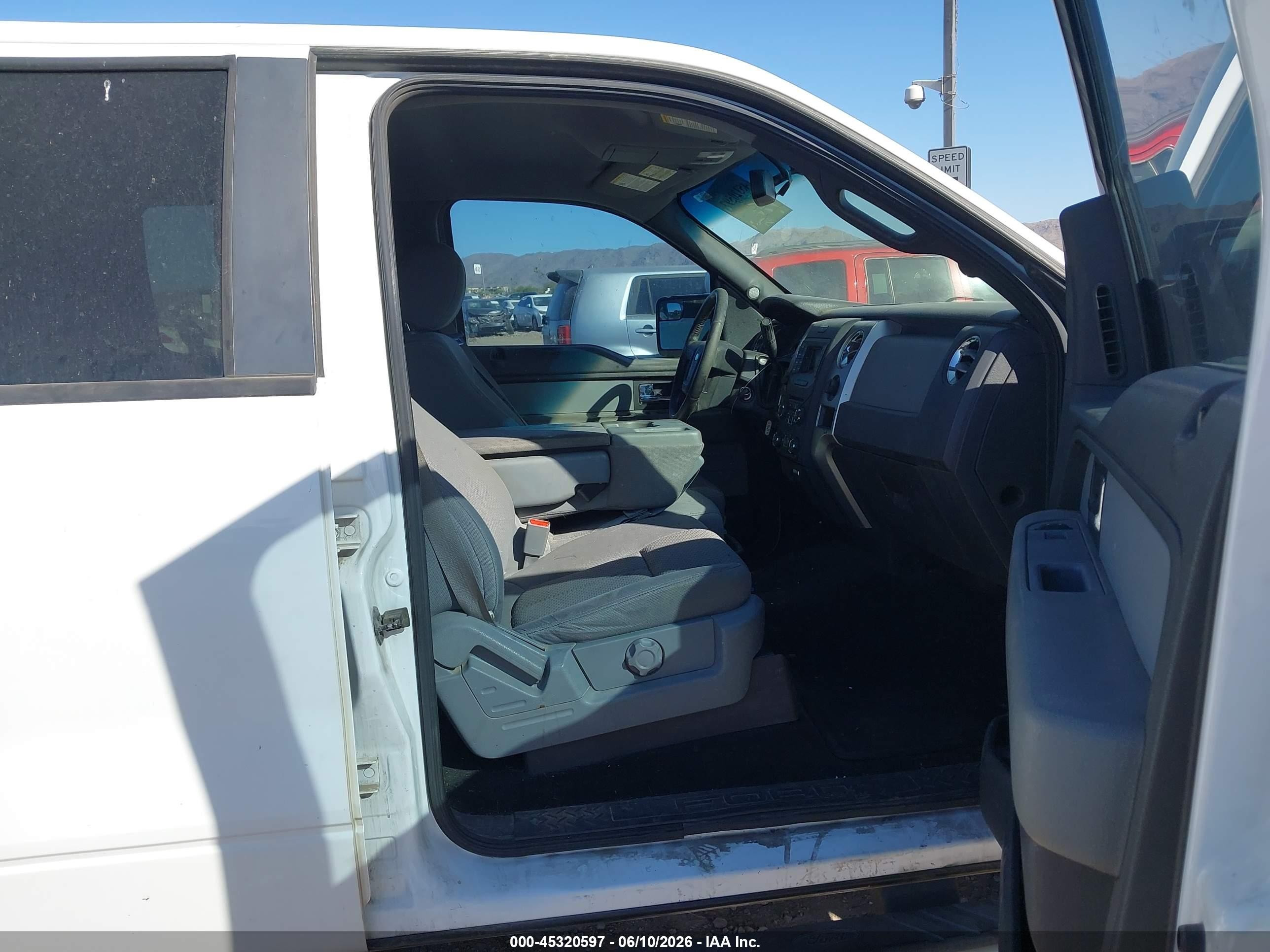 2014 Ford F-150 Xlt White vin: 1FTFW1ETXEKF75834