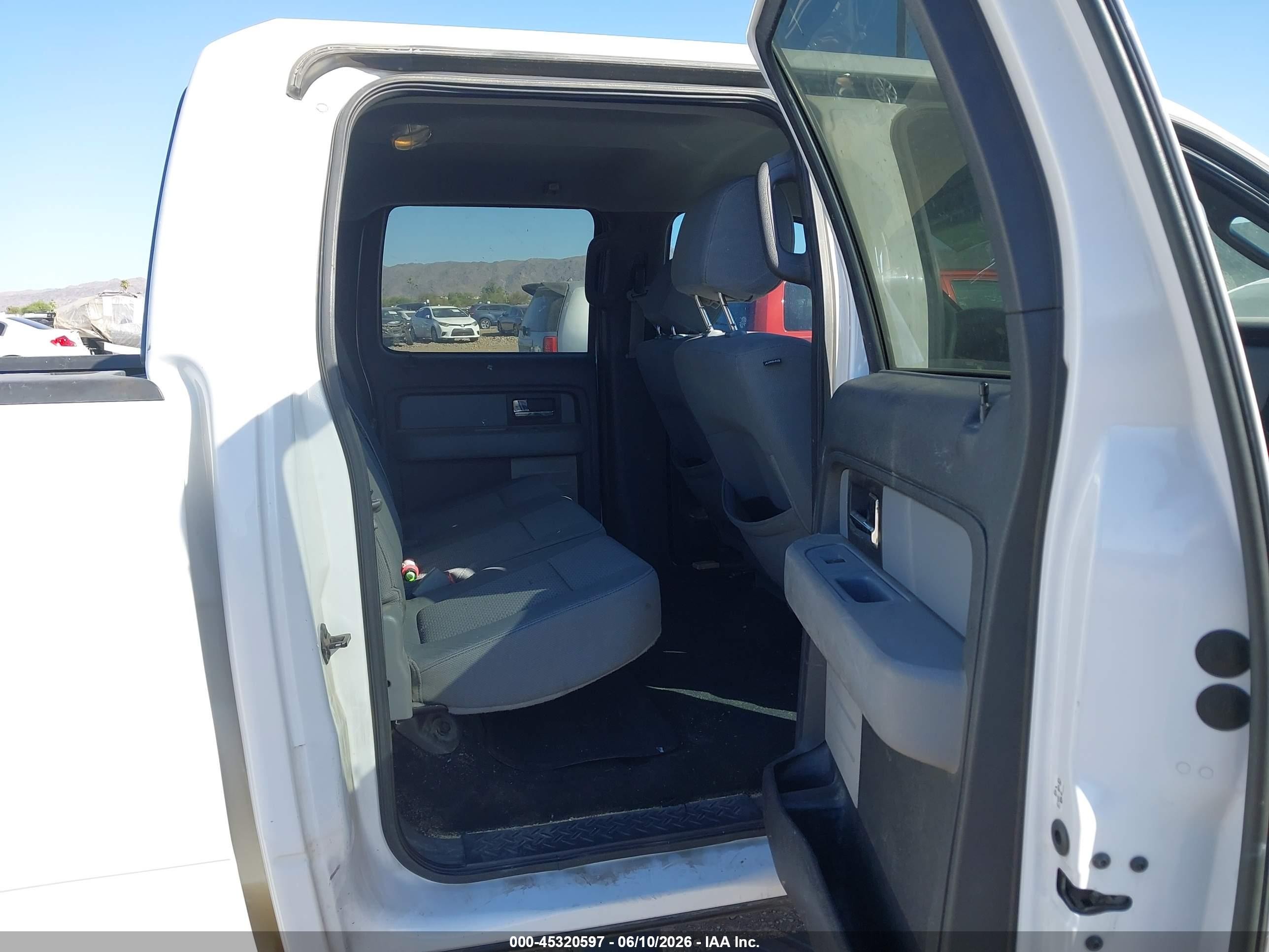 2014 Ford F-150 Xlt White vin: 1FTFW1ETXEKF75834
