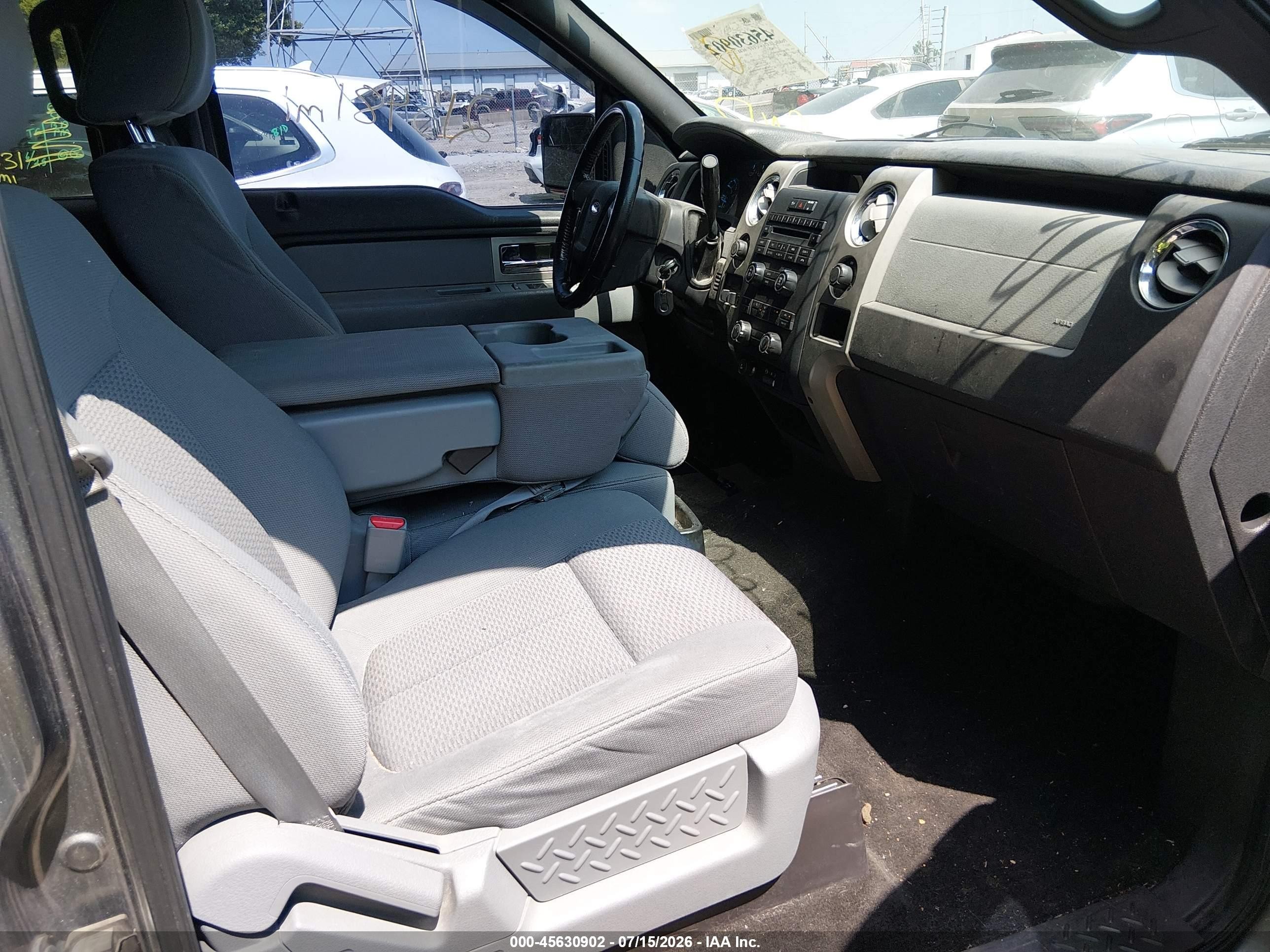 2011 Ford F150 Supercrew Gray vin: 1FTFW1EToBFB01251