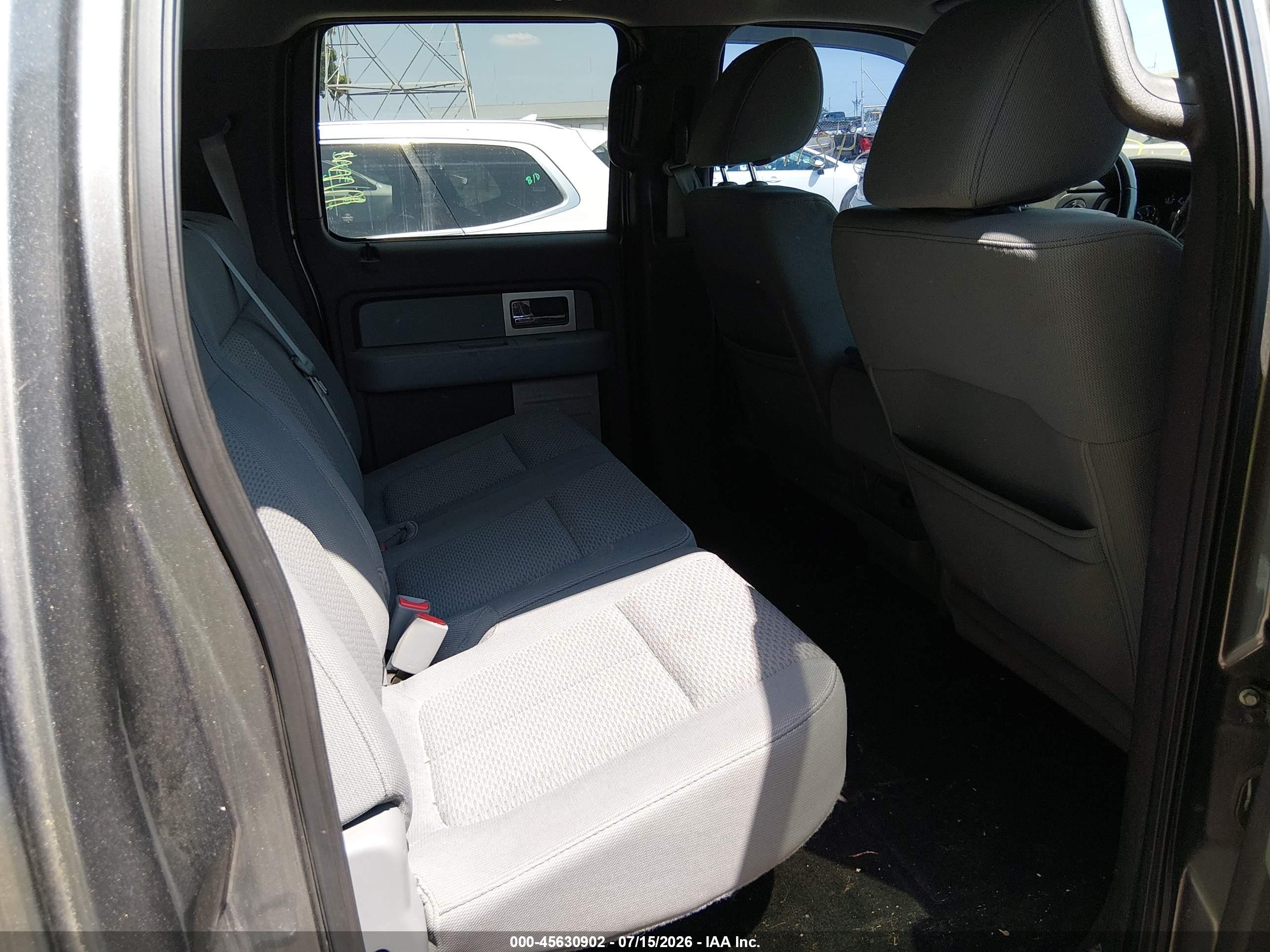 2011 Ford F150 Supercrew Gray vin: 1FTFW1EToBFB01251