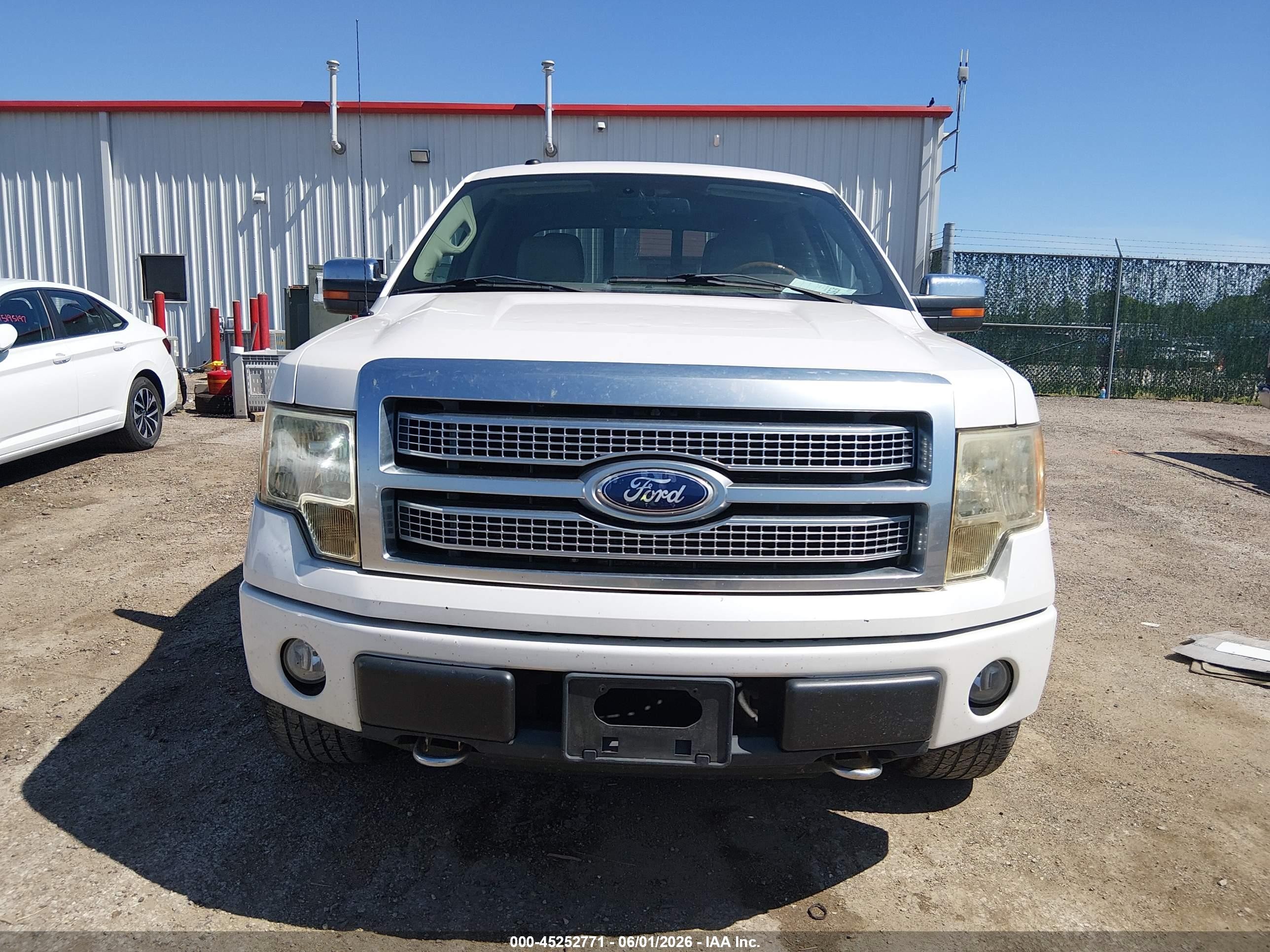 2010 Ford F-150 Fx4/harley-davidson/king Ranch/lariat/platinum/xl/xlt White vin: 1FTFW1EV0AFB18695