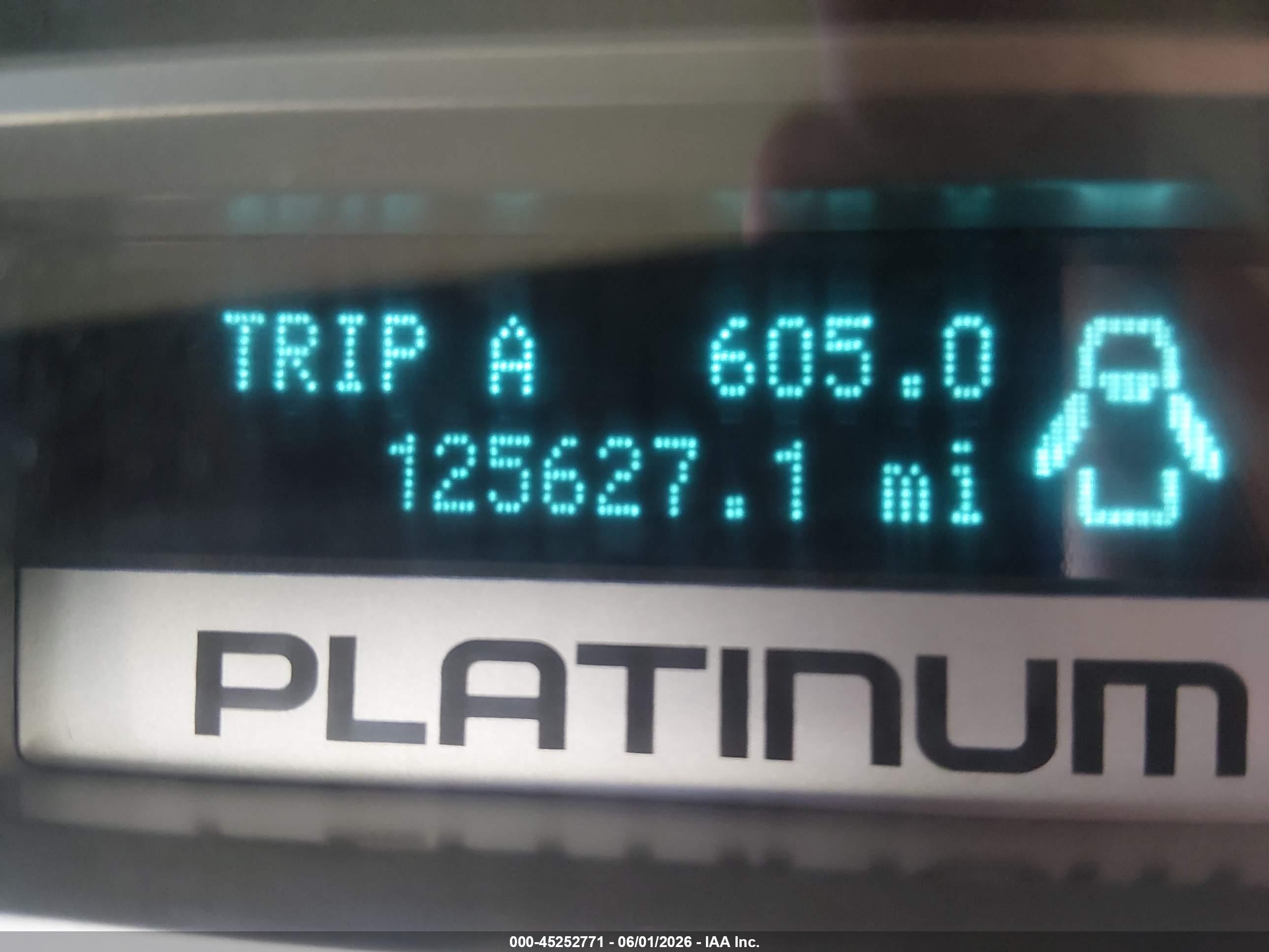 2010 Ford F-150 Fx4/harley-davidson/king Ranch/lariat/platinum/xl/xlt White vin: 1FTFW1EV0AFB18695
