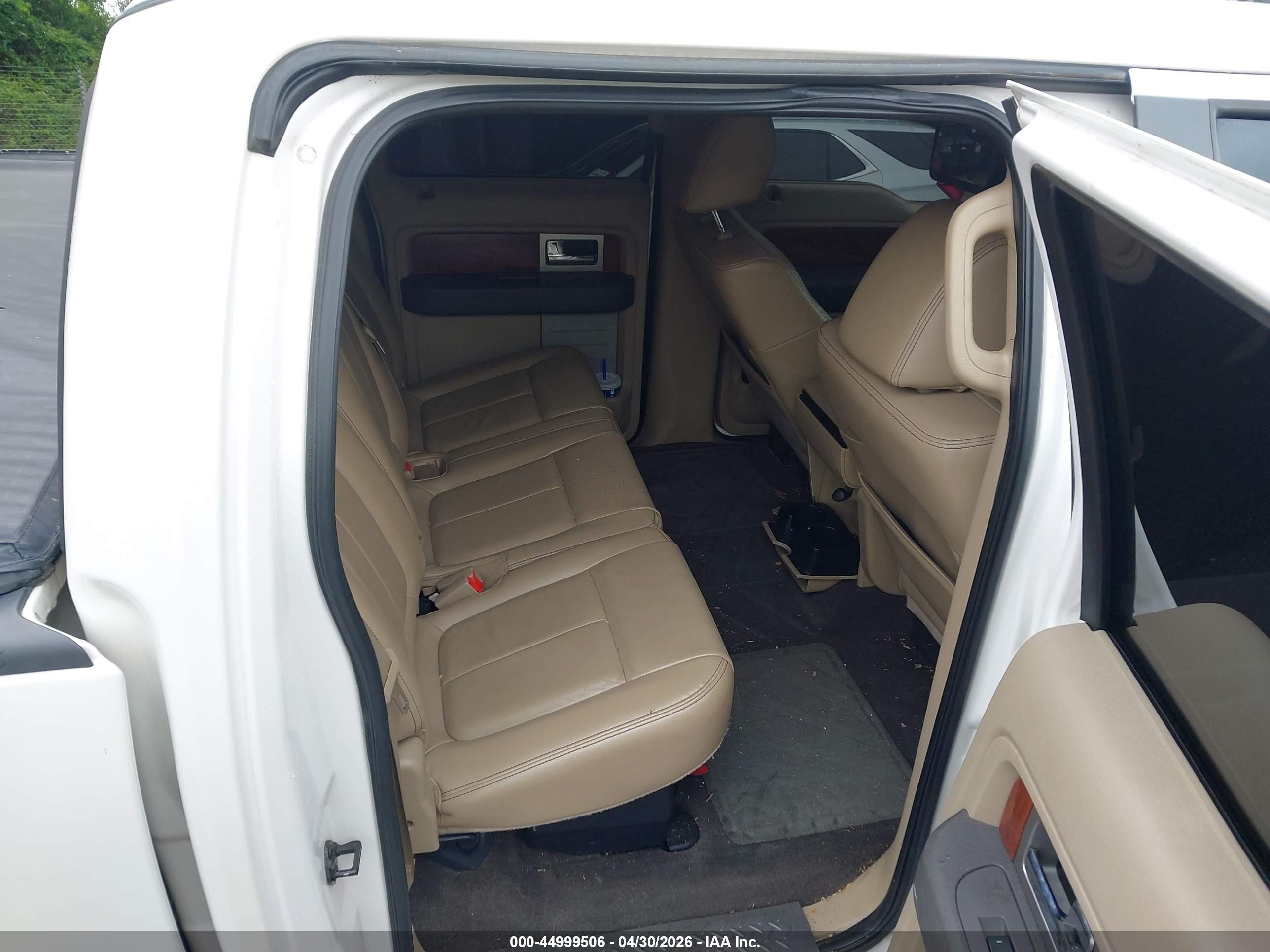 2010 Ford F-150 Fx4/harley-davidson/king Ranch/lariat/platinum/xl/xlt White vin: 1FTFW1EV0AFB36727