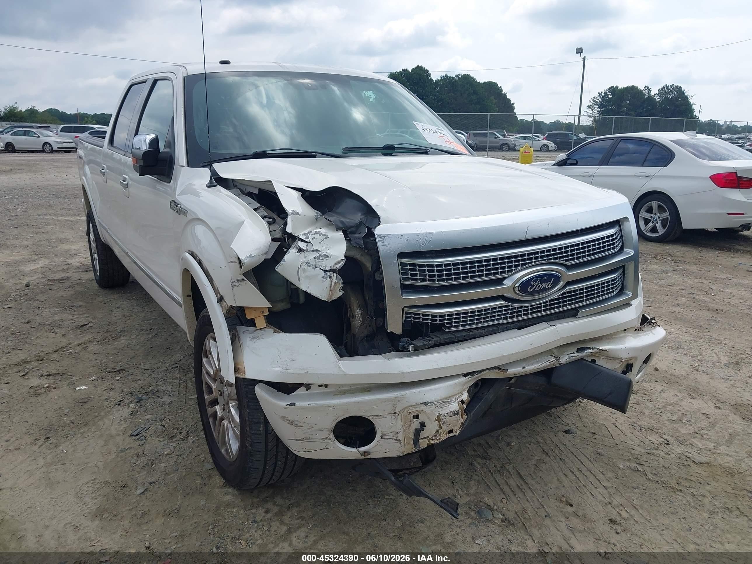 2010 Ford F-150 Fx4/harley-davidson/king Ranch/lariat/platinum/xl/xlt White vin: 1FTFW1EV1AFA39648