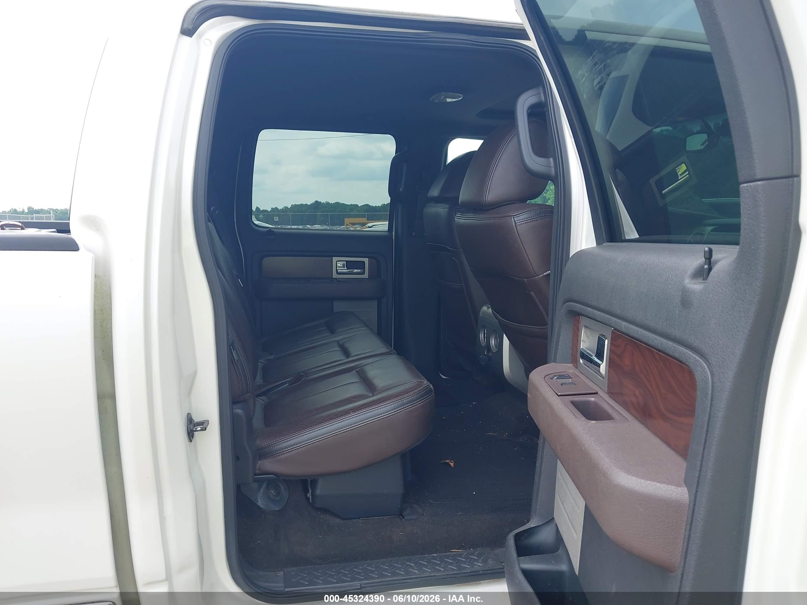 2010 Ford F-150 Fx4/harley-davidson/king Ranch/lariat/platinum/xl/xlt White vin: 1FTFW1EV1AFA39648