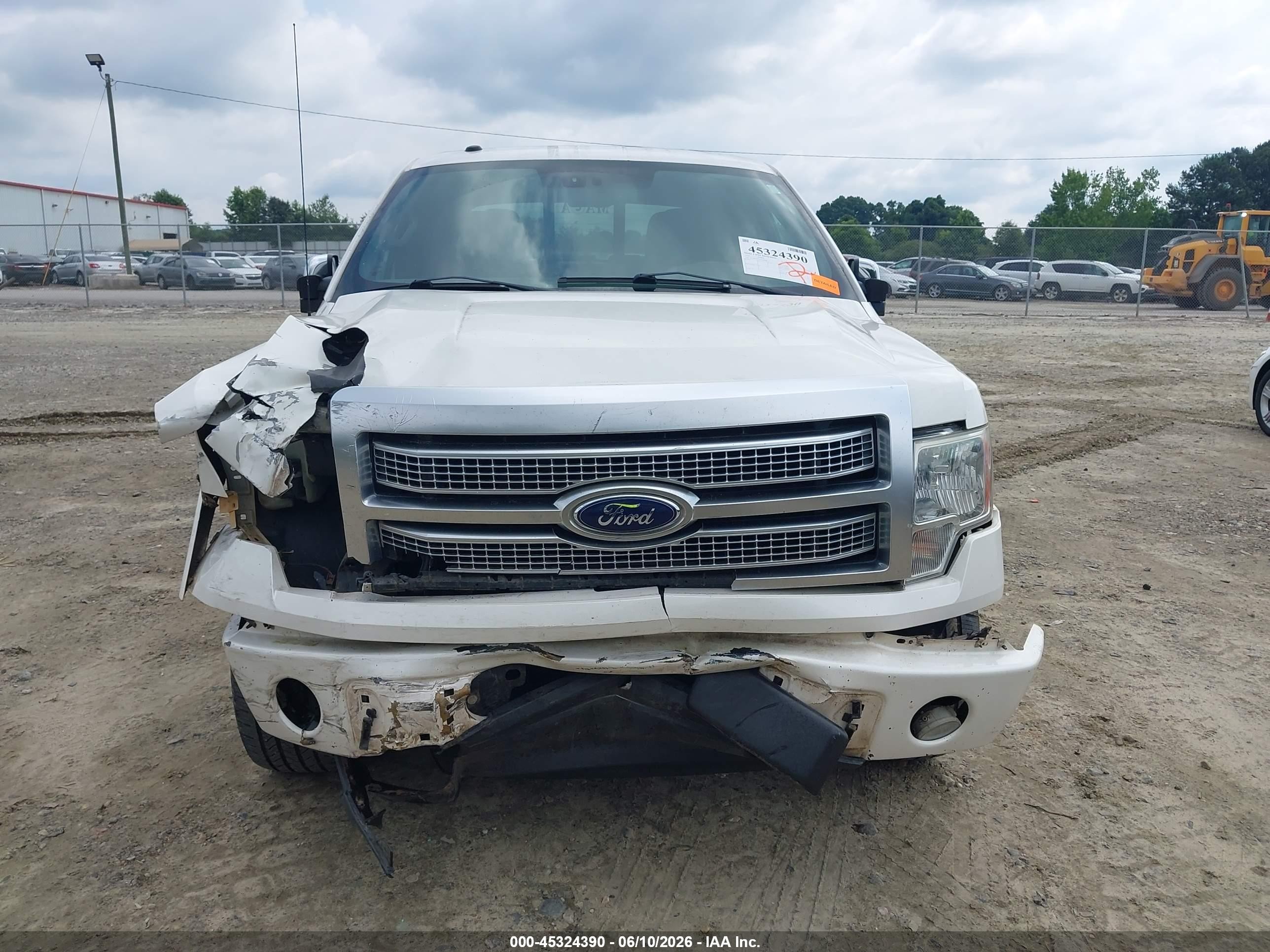 2010 Ford F-150 Fx4/harley-davidson/king Ranch/lariat/platinum/xl/xlt White vin: 1FTFW1EV1AFA39648