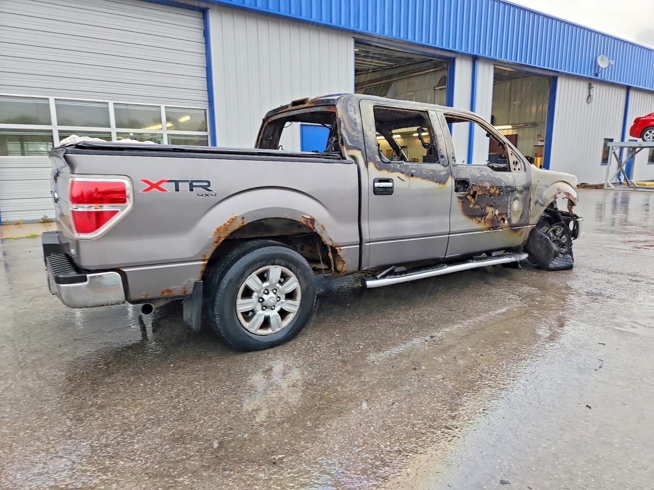2010 Ford F150 Supercrew Gray vin: 1FTFW1EV1AFD28108