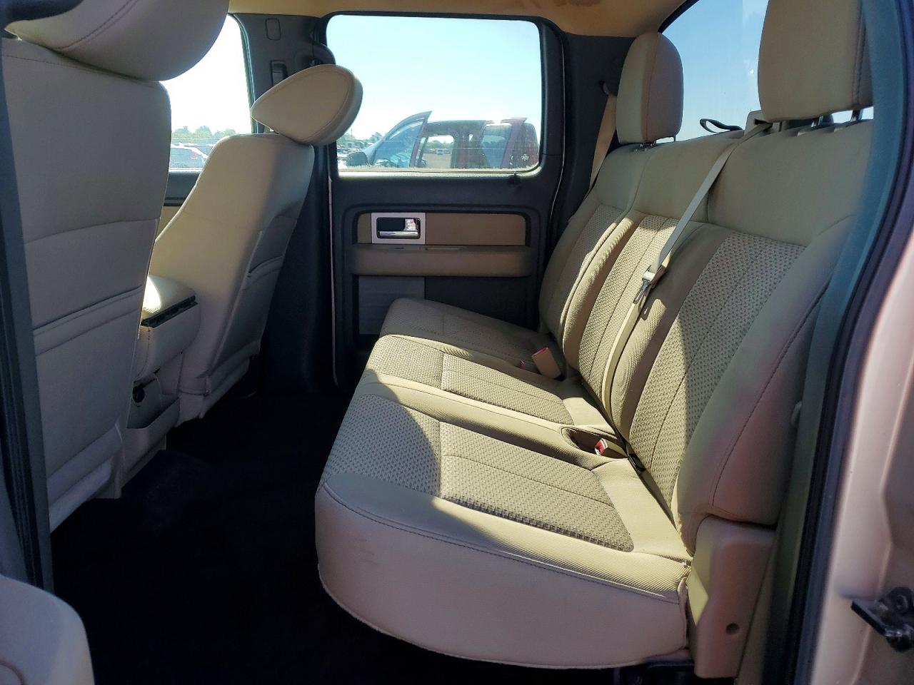 2010 Ford F150 Supercrew Tan vin: 1FTFW1EV1AFD39741