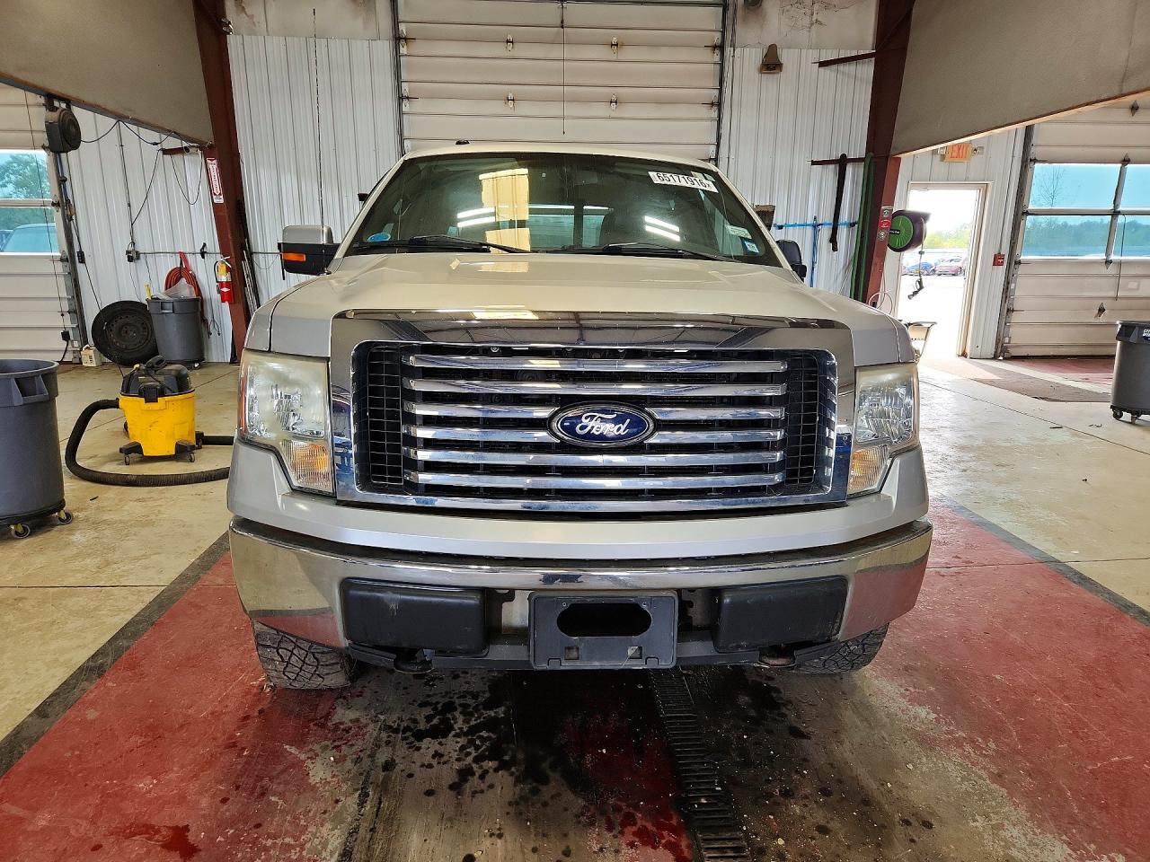 2010 Ford F150 Supercrew Silver vin: 1FTFW1EV2AFB61323