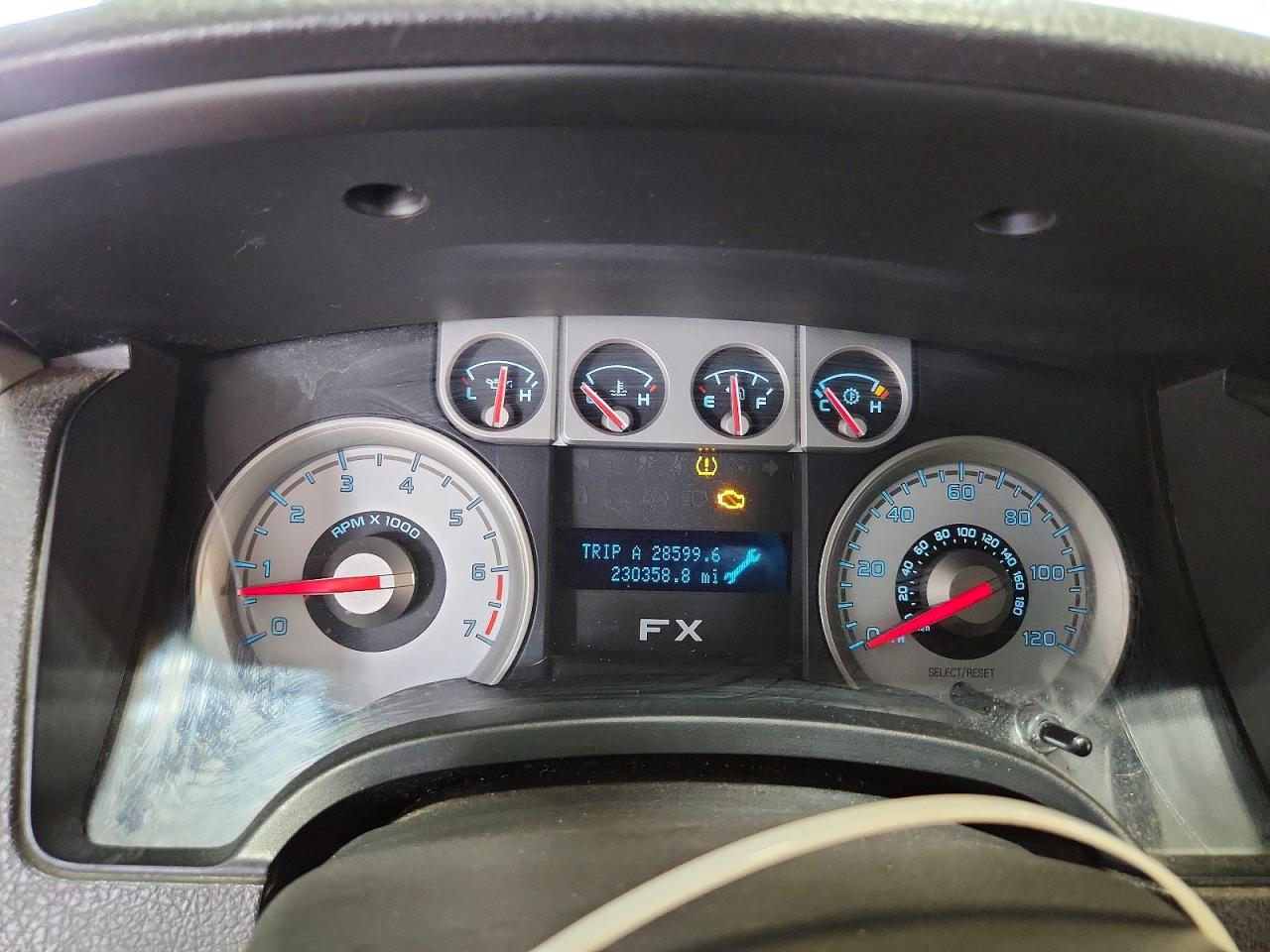 2010 Ford F150 Supercrew Silver vin: 1FTFW1EV2AFB61323