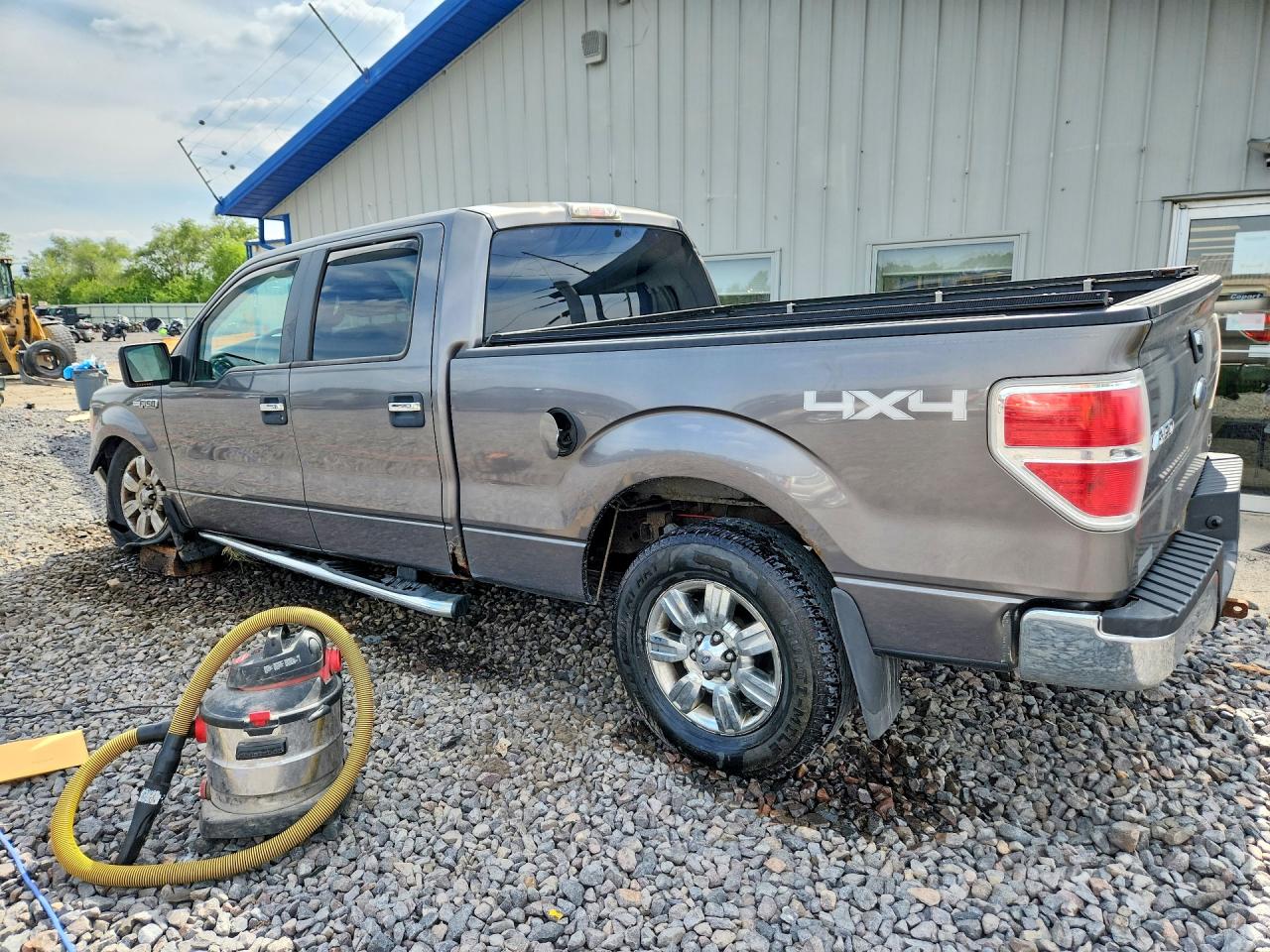 2010 Ford F150 Supercrew Gray vin: 1FTFW1EV2AFC89223