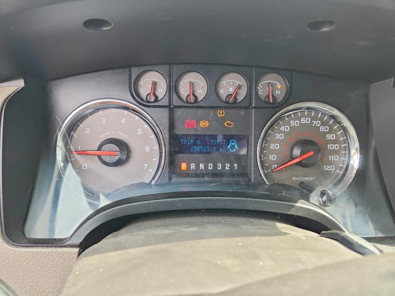 2010 Ford F150 Supercrew Gray vin: 1FTFW1EV2AFC89223