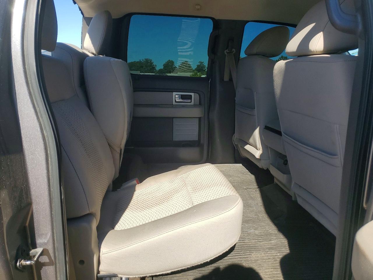 2010 Ford F150 Supercrew Gray vin: 1FTFW1EV2AFD84459