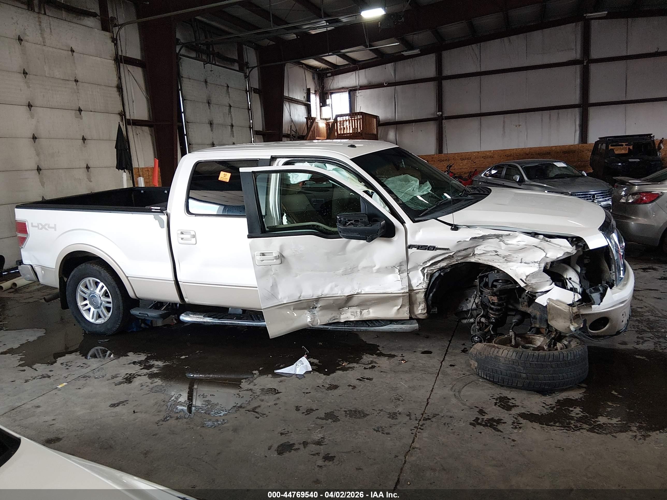 2010 Ford F-150 Fx4/harley-davidson/king Ranch/lariat/platinum/xl/xlt White vin: 1FTFW1EV2AKB45811