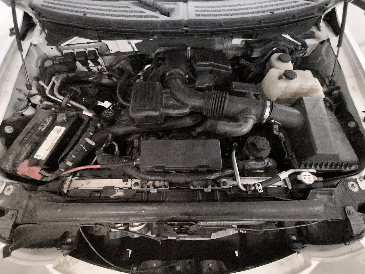 2010 Ford F150 Supercrew White vin: 1FTFW1EV3AFB44496 Damage: Exhaust Manifold, Cracked, Replacement Required