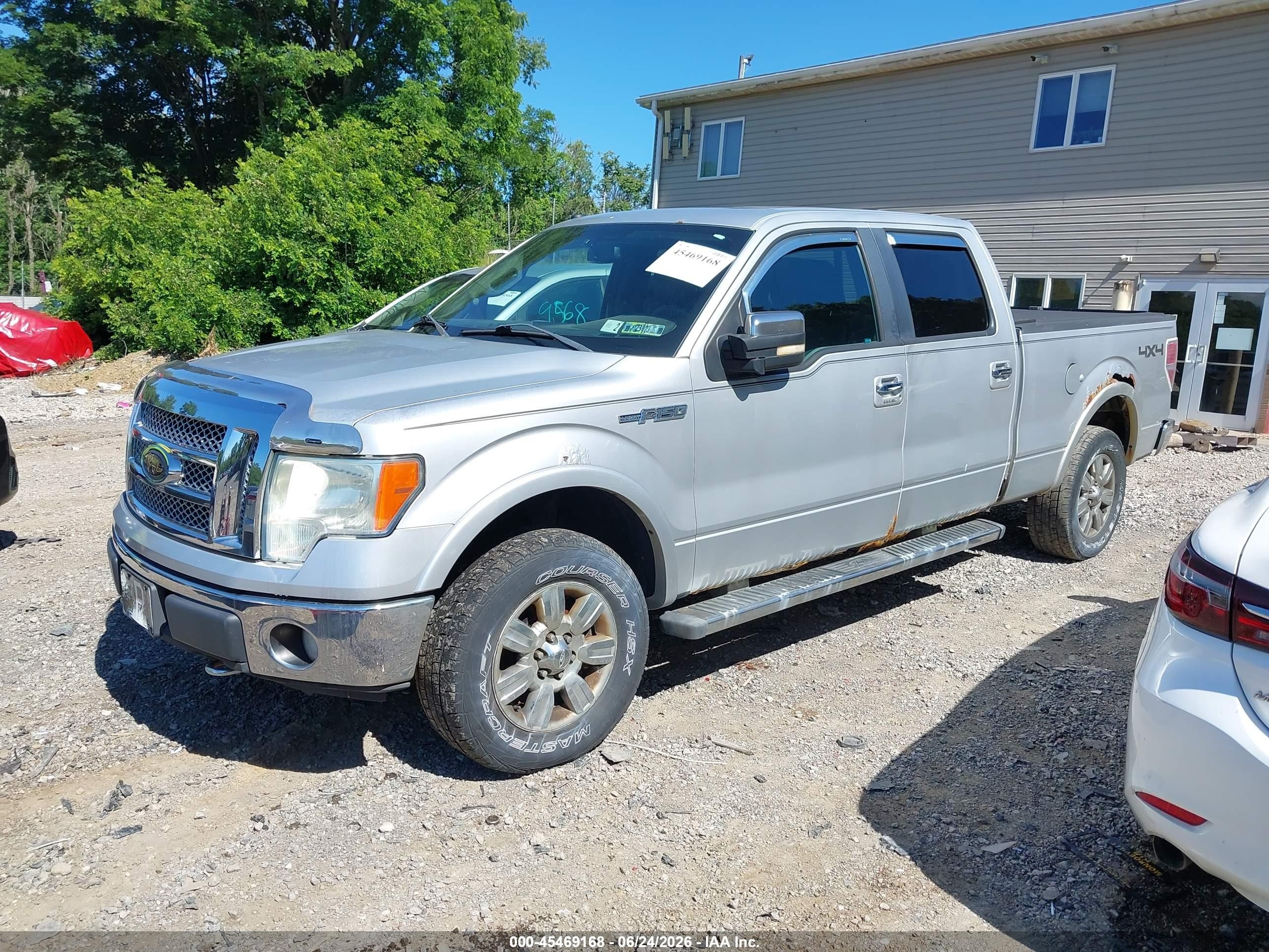 2010 Ford F-150   Серебряный vin: 1FTFW1EV3AFB90426