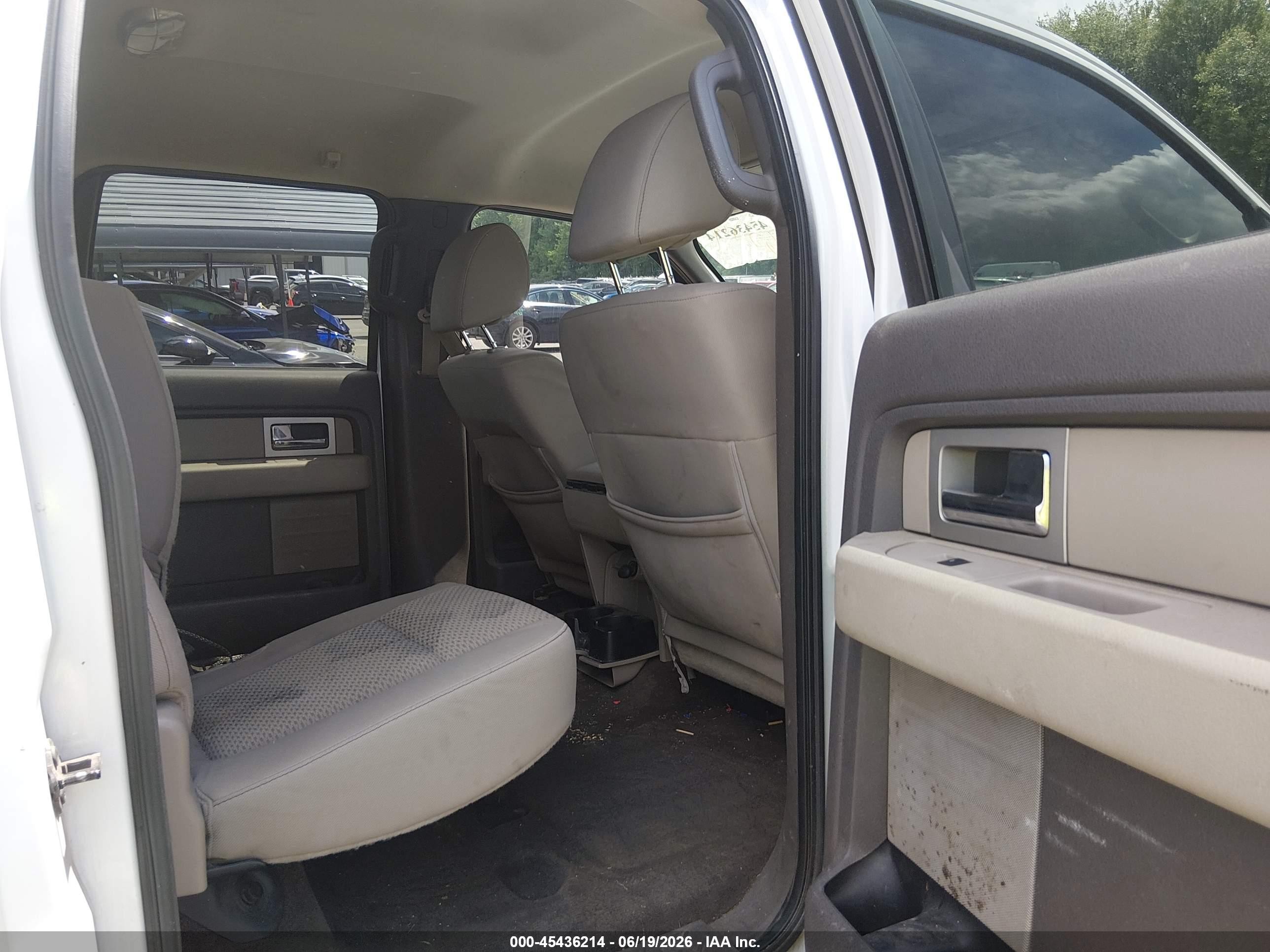2010 Ford F-150 Fx4/harley-davidson/king Ranch/lariat/platinum/xl/xlt White vin: 1FTFW1EV4AFD06748