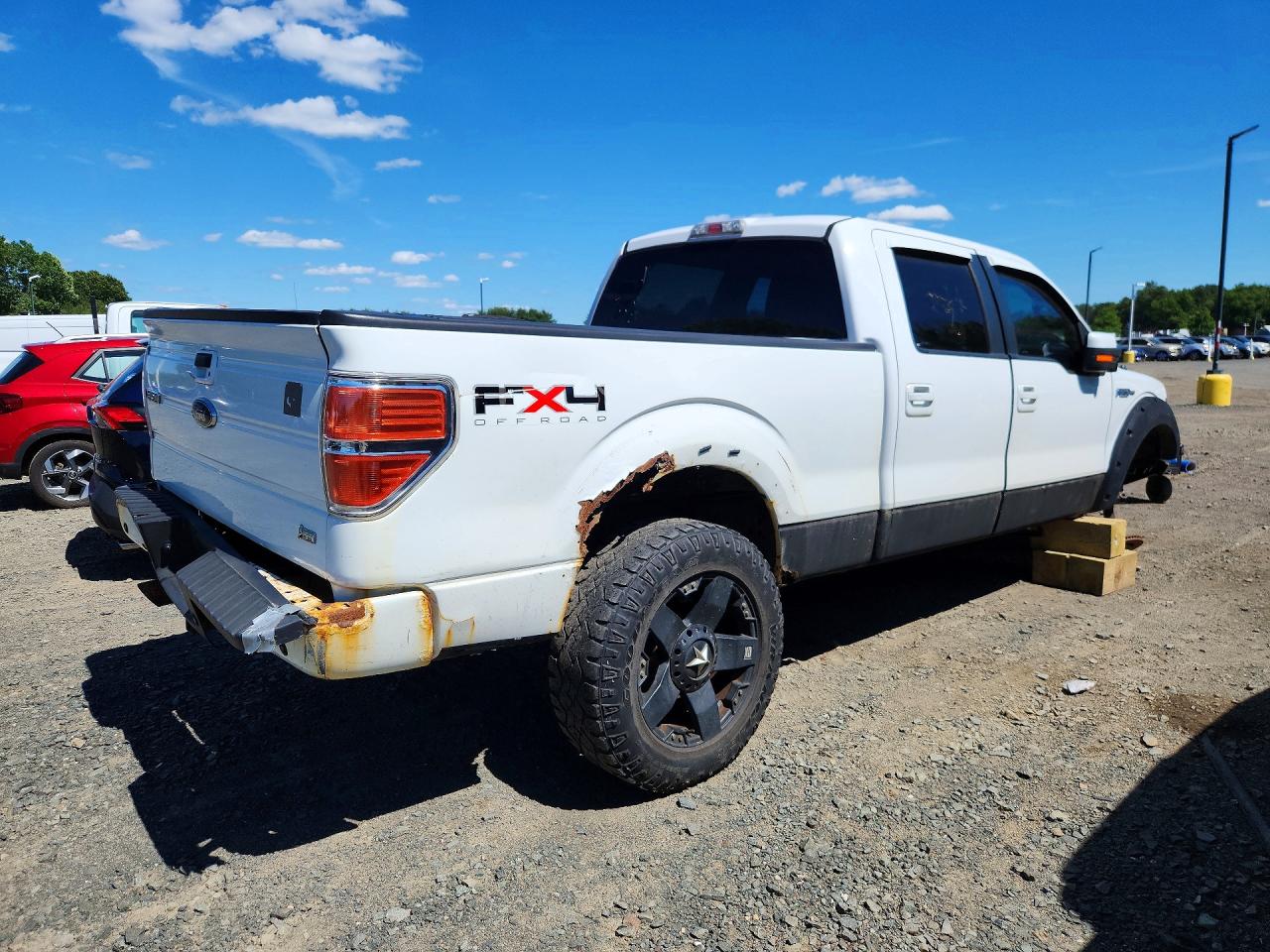 2010 Ford F150 Supercrew White vin: 1FTFW1EV4AFD67727