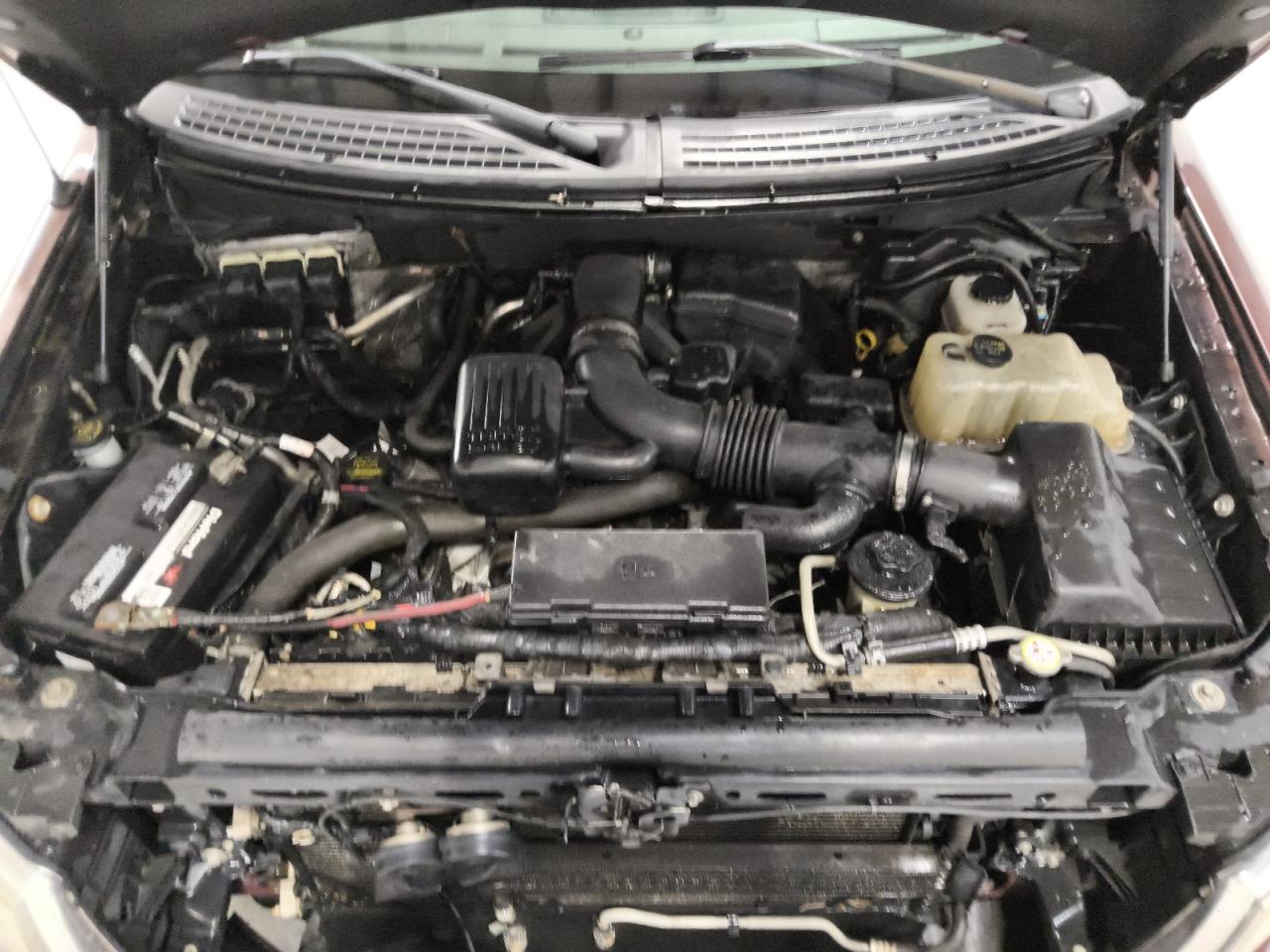2010 Ford F150 Supercrew Maroon vin: 1FTFW1EV5AFB94283 Damage: Oil, Water In Oil, Unacceptable