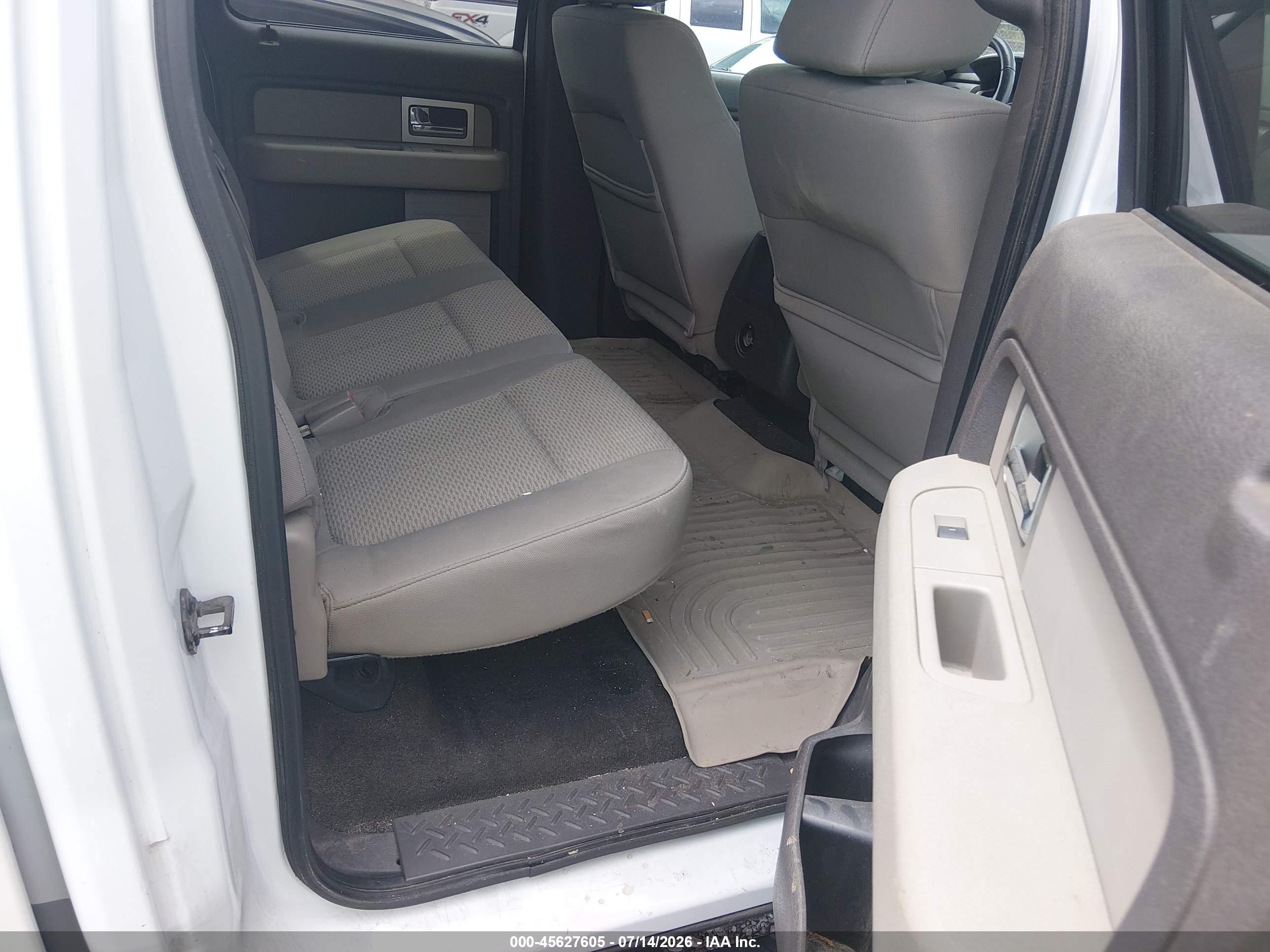 2010 Ford F-150 Fx4/harley-davidson/king Ranch/lariat/platinum/xl/xlt White vin: 1FTFW1EV6AFA69132